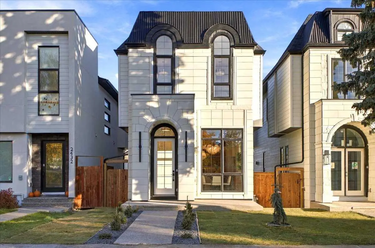 2430 30 Avenue SW, Calgary, Alberta T2T1R9 For Sale | HouseSigma