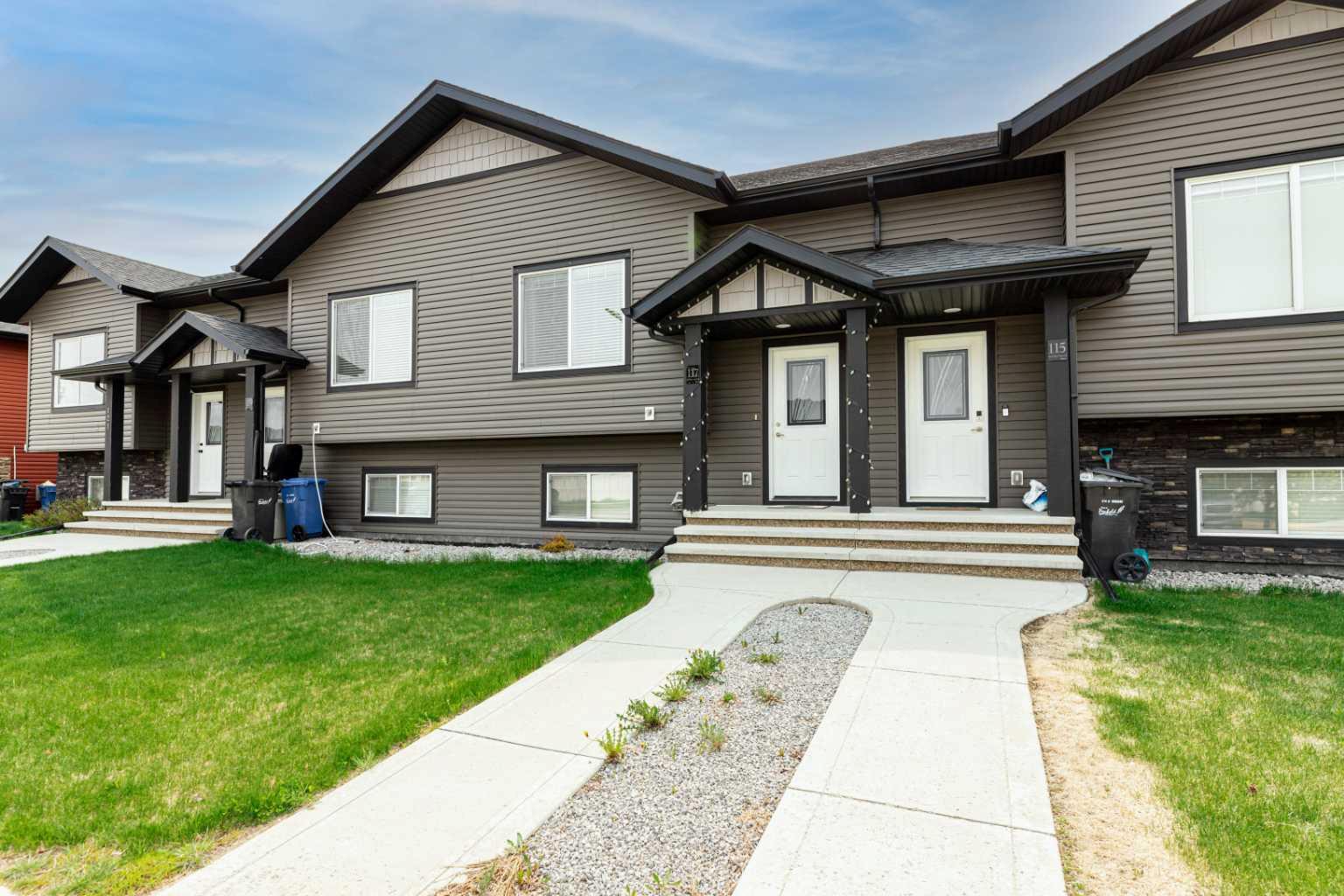 117 Hawkridge Boulevard, Penhold, Alberta T0M1R0 For Sale HouseSigma