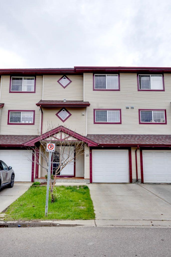 21 220 Swanson Crescent, Fort McMurray, Alberta T9K2W5 Sold History