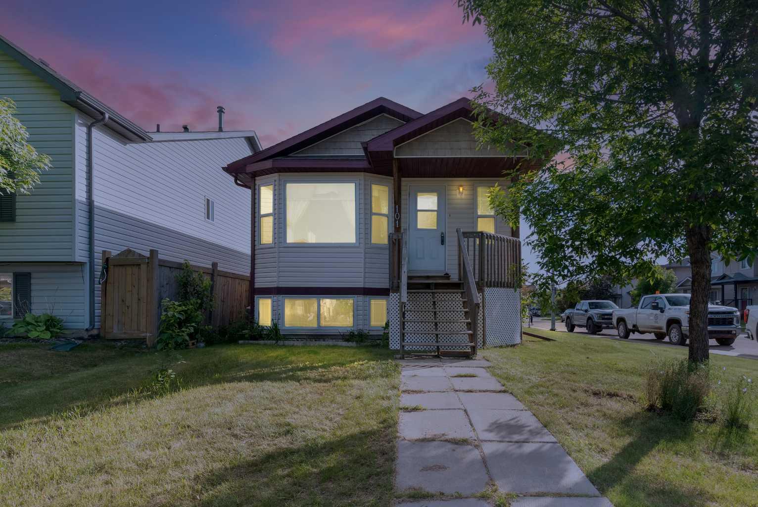 101 Saline Creek Way, Fort McMurray, Alberta T9H2k2 For Sale HouseSigma