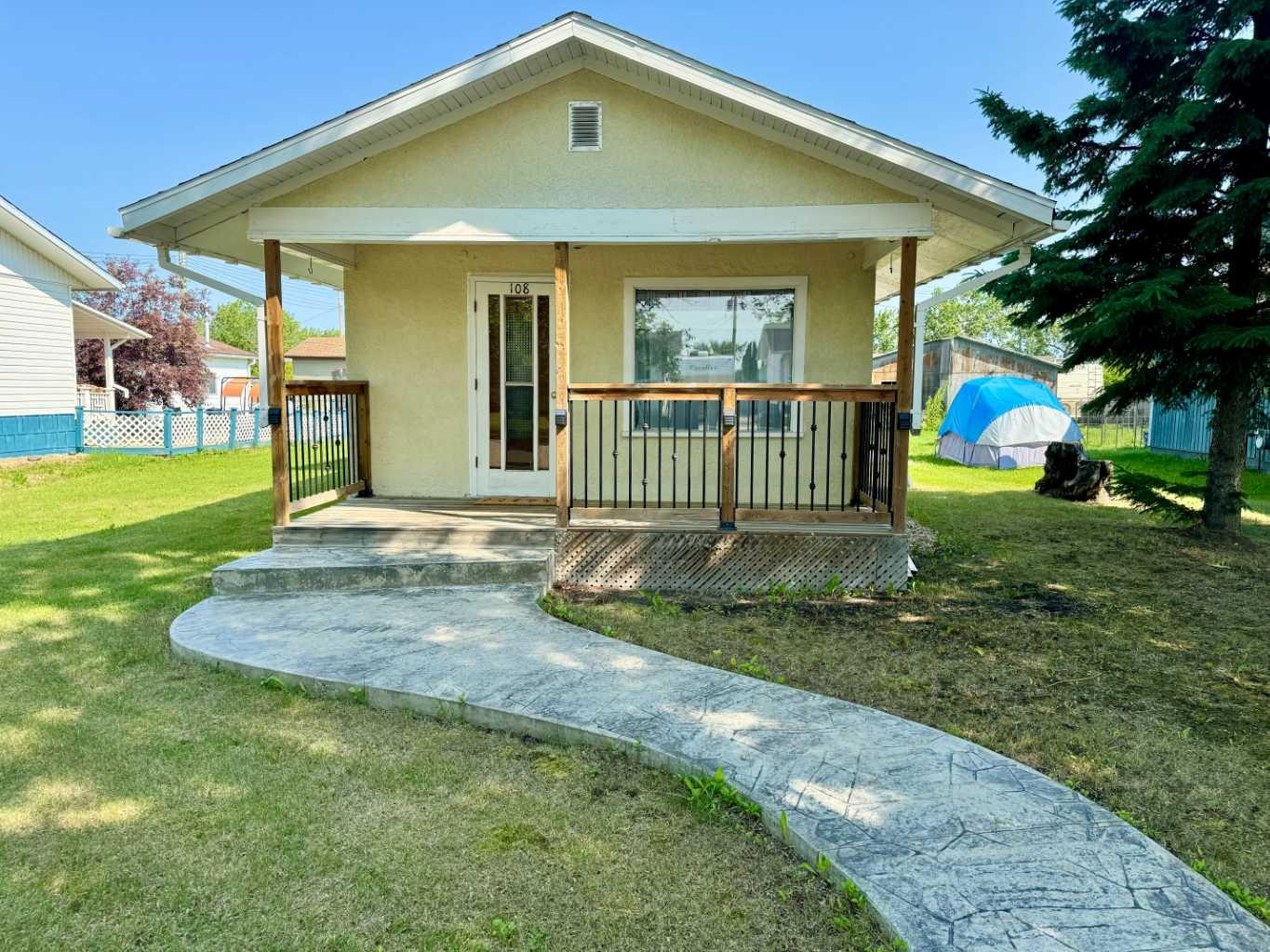 108 2nd Avenue S.E, Falher, Alberta T0H1M0 Sold History HouseSigma