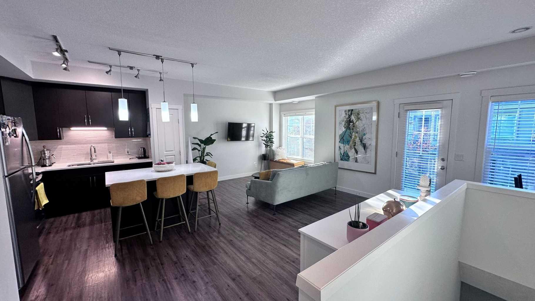 207 Mckenzie Towne SQ, Calgary, Alberta T2Z1E2 For Sale HouseSigma