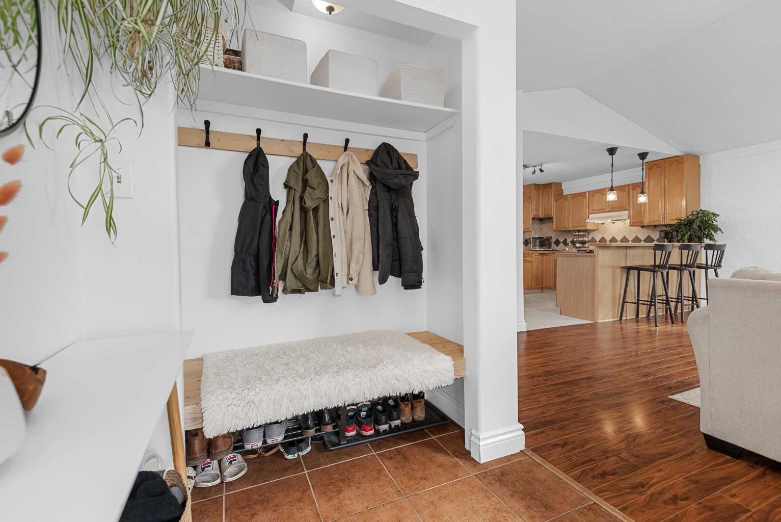 57 Laurel Close, Blackfalds, Alberta T0M0J0 For Sale HouseSigma