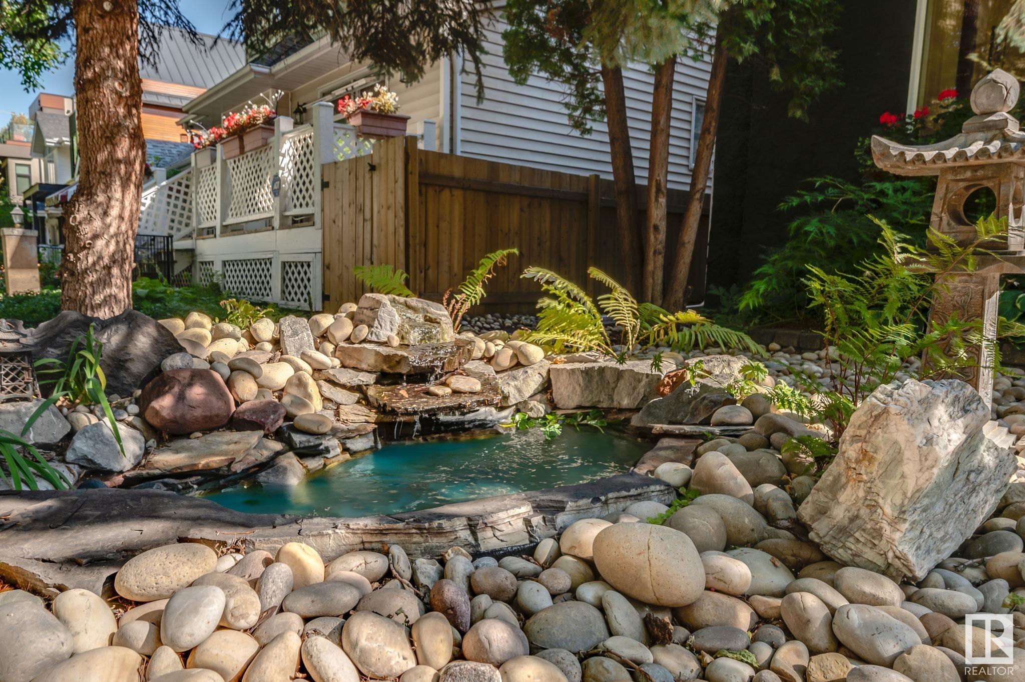 9429 100A Street NW, Edmonton, Alberta T5K0V4 For Sale HouseSigma