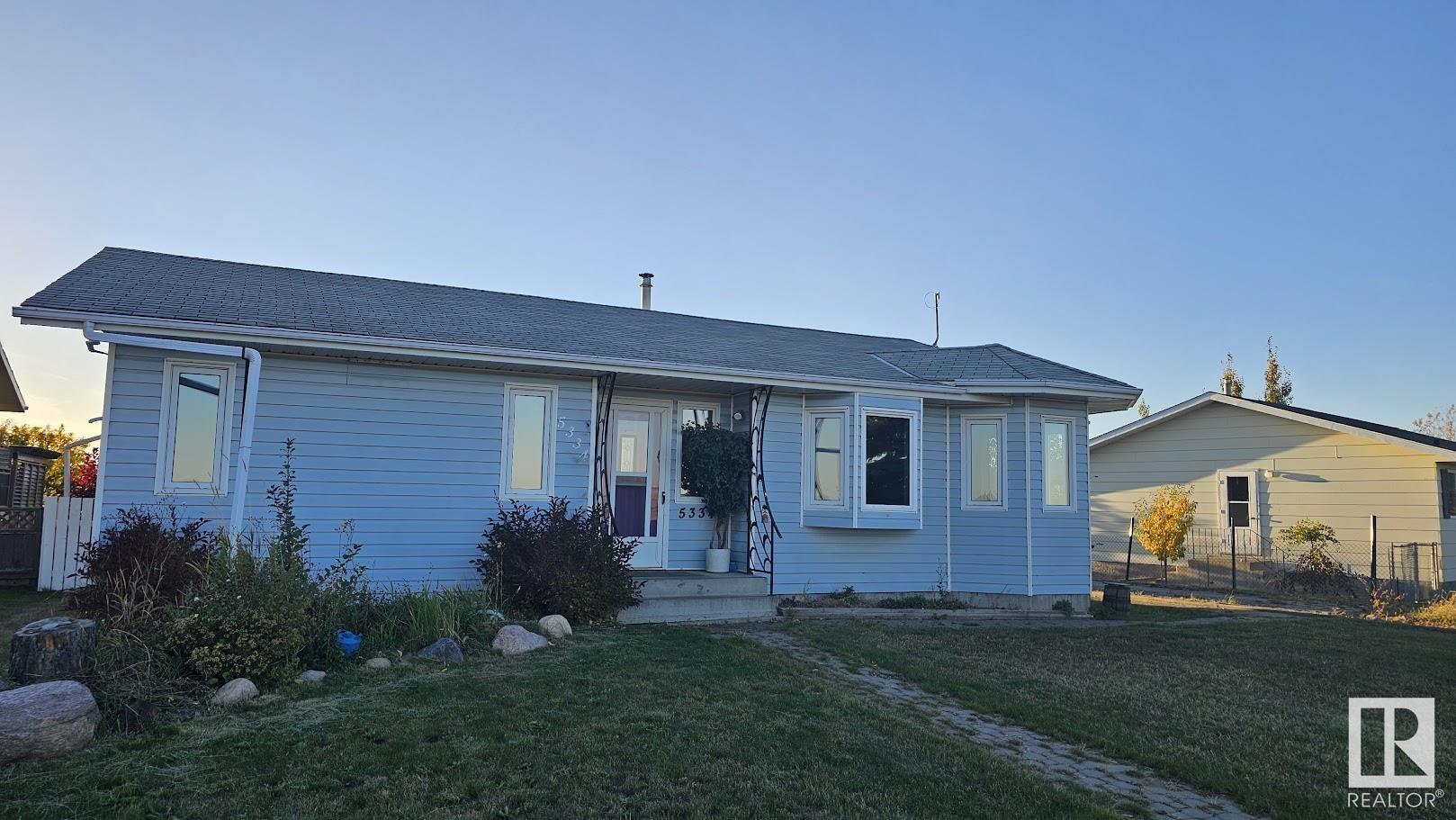 5334 43 Street, Tofield, Alberta T0B4J0 For Sale HouseSigma