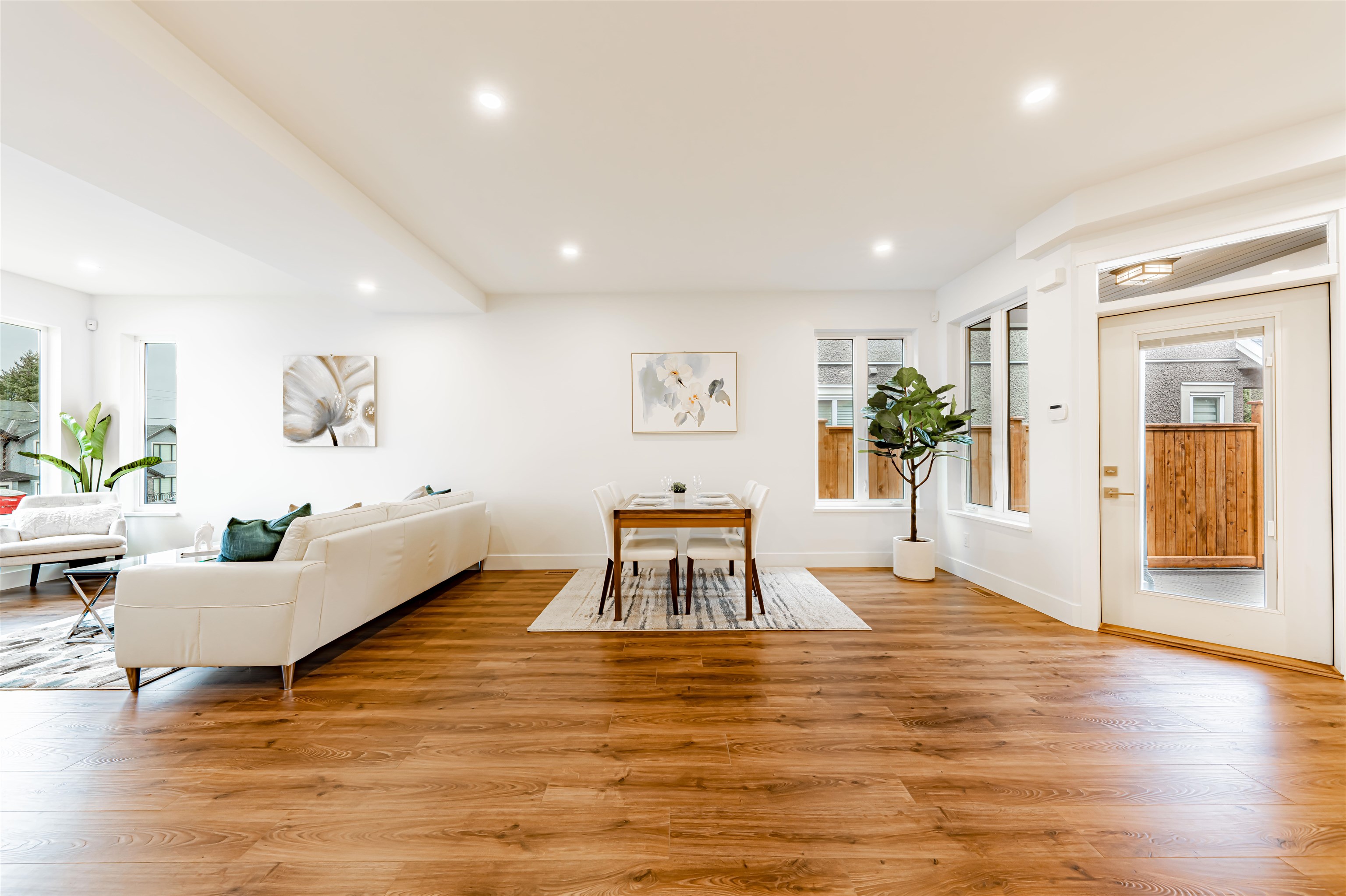 101 937 WALLS AVENUE, Coquitlam, BC 1/2 Duplex For Sale HouseSigma