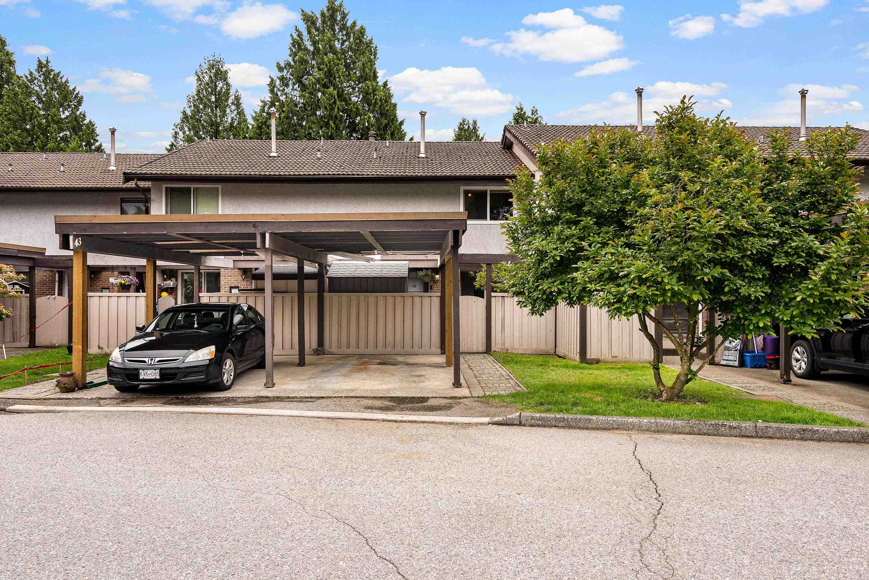 44 3046 COAST MERIDIAN ROAD, Port Coquitlam, British Columbia V3B5B6