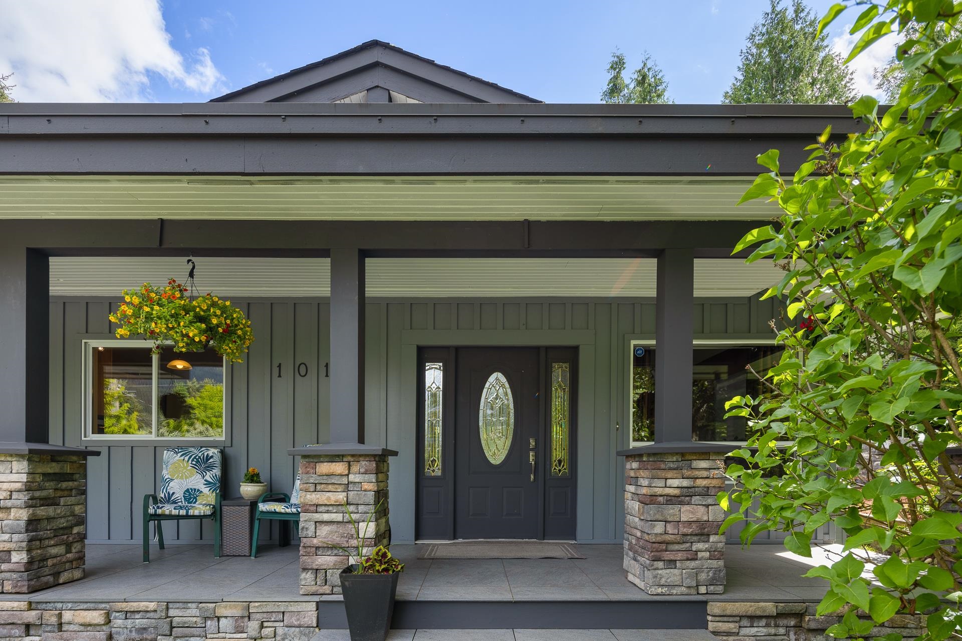 1000B SUGAR MOUNTAIN WAY, Anmore, British Columbia V3H4Y7 For Sale