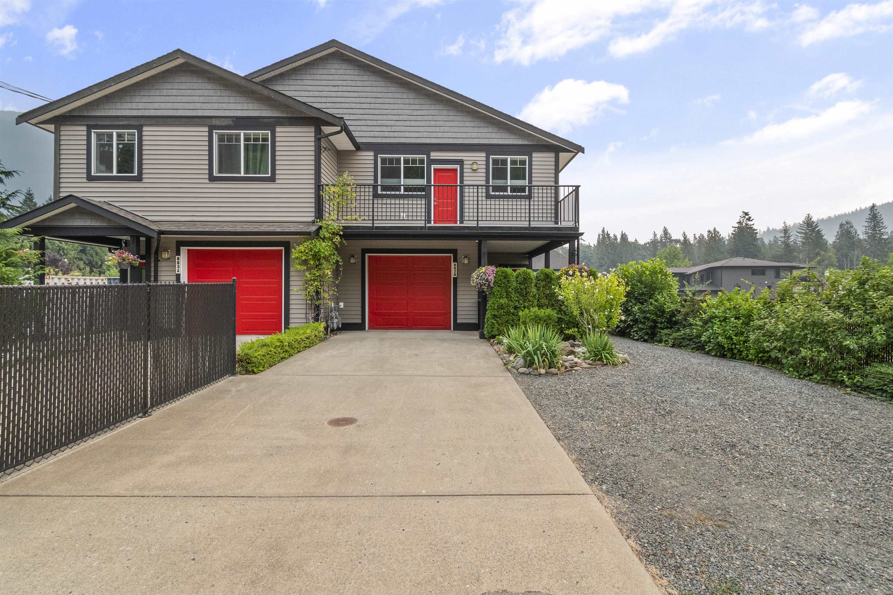 2 883 HOT SPRINGS ROAD, Harrison Hot Springs, British Columbia V0M1K0