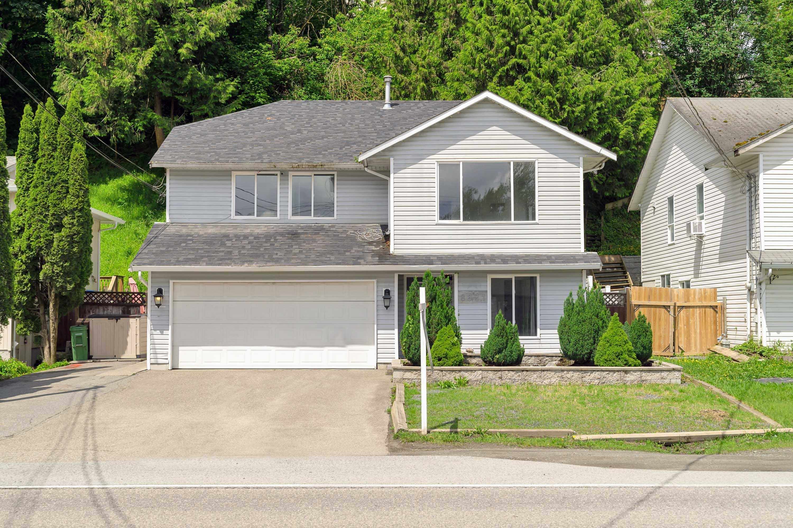 8621 CHILLIWACK MOUNTAIN ROAD, Chilliwack, British Columbia V2R3W8 For