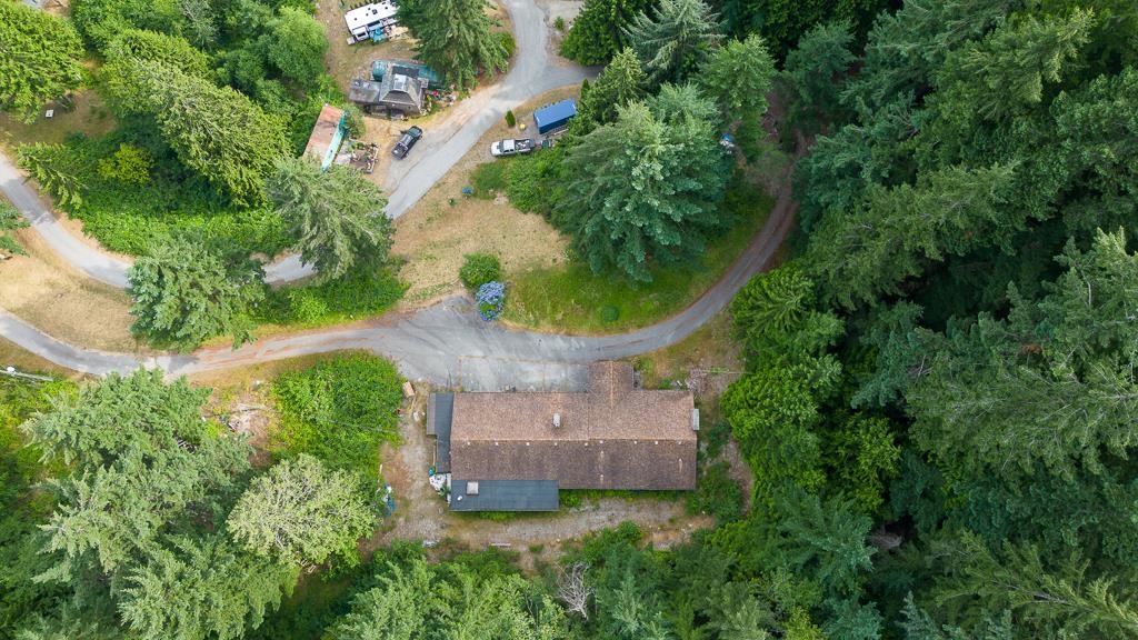 1077 1077 KEITH ROAD, Gibsons, British Columbia V0N1V7 For Sale