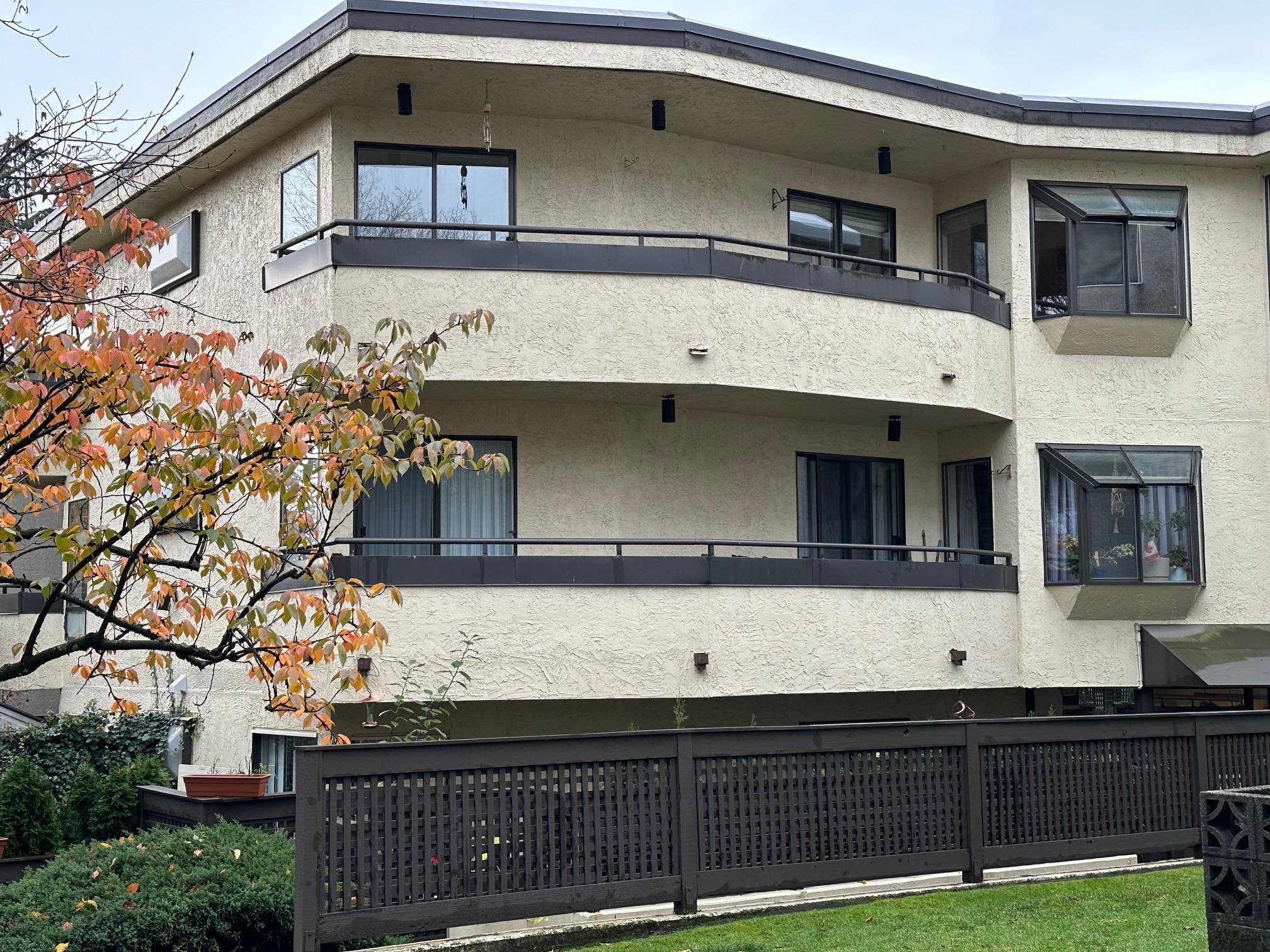 301 8645 OSLER STREET, Vancouver, British Columbia V6P4E6 For Sale