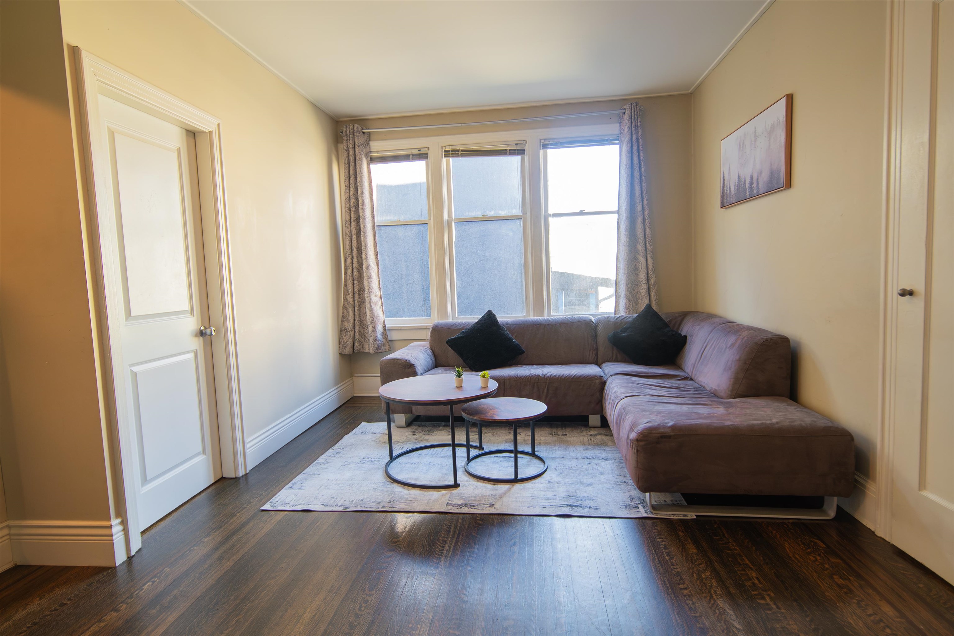 Unit 5 - 935 Jervis Street, Vancouver 2