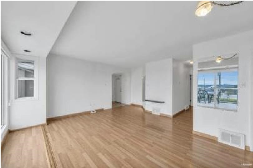 2208 Burquitlam Drive, Vancouver 4