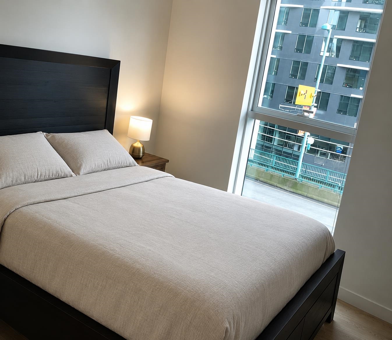 87 Nelson Street, Vancouver 5