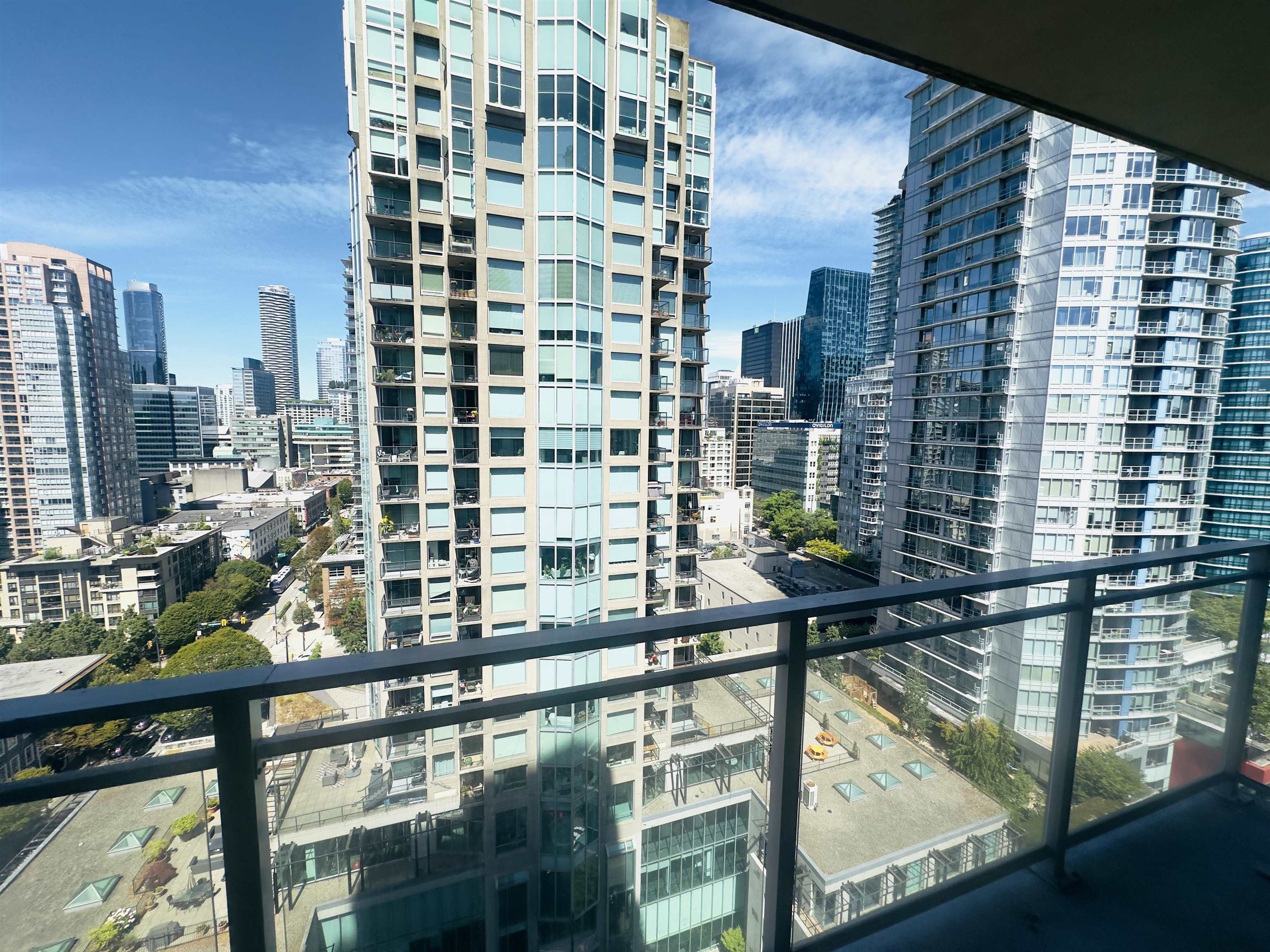 888 Homer Street, Vancouver 5