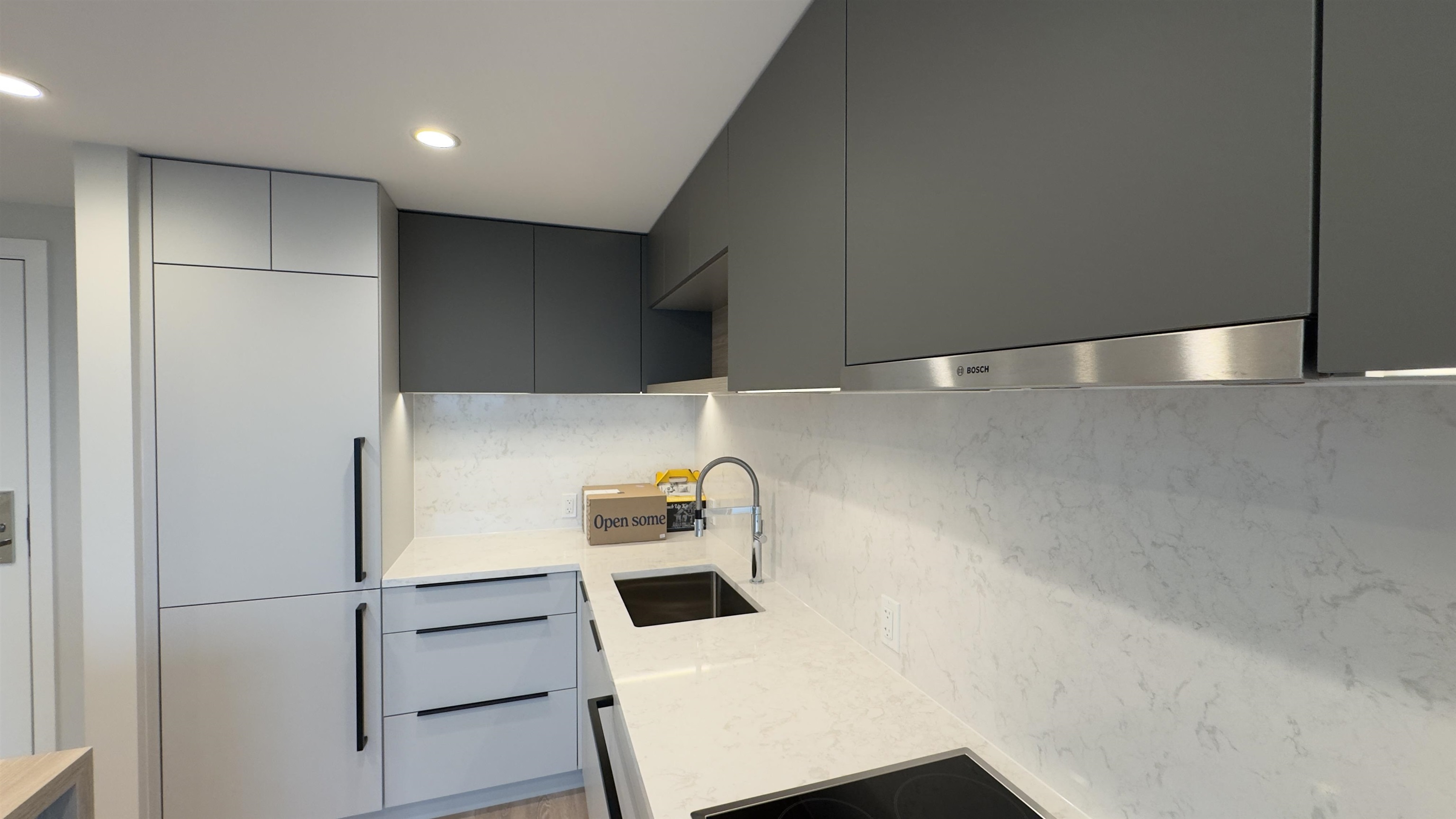 Unit 3603 - 567 Emerson Street, Coquitlam 3