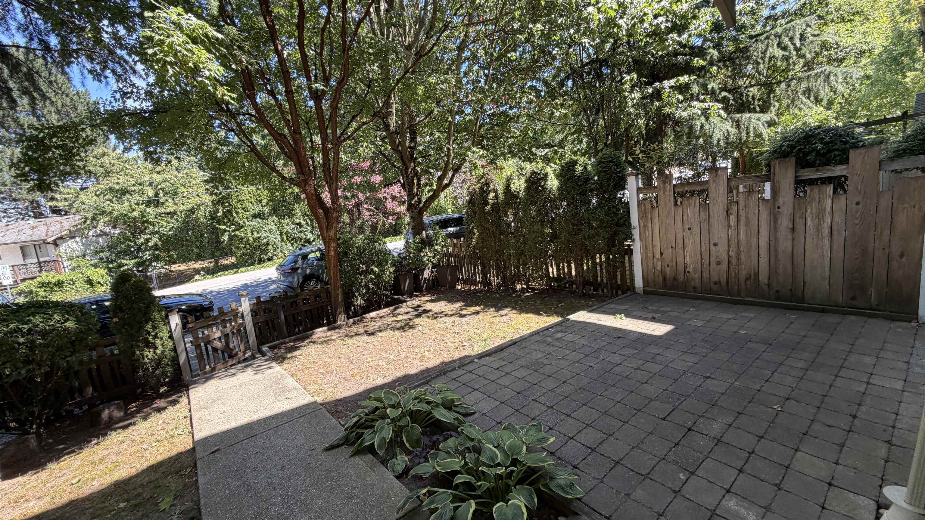 Unit 6 - 2733 Parkway Drive, Surrey 2