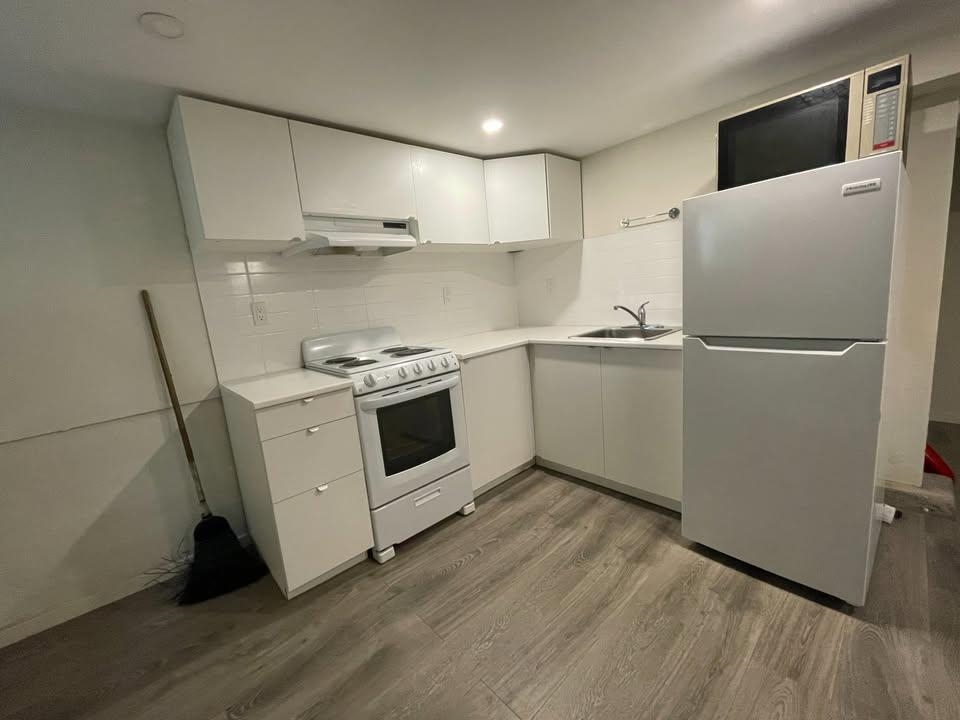4631 14th Avenue W, Vancouver 2