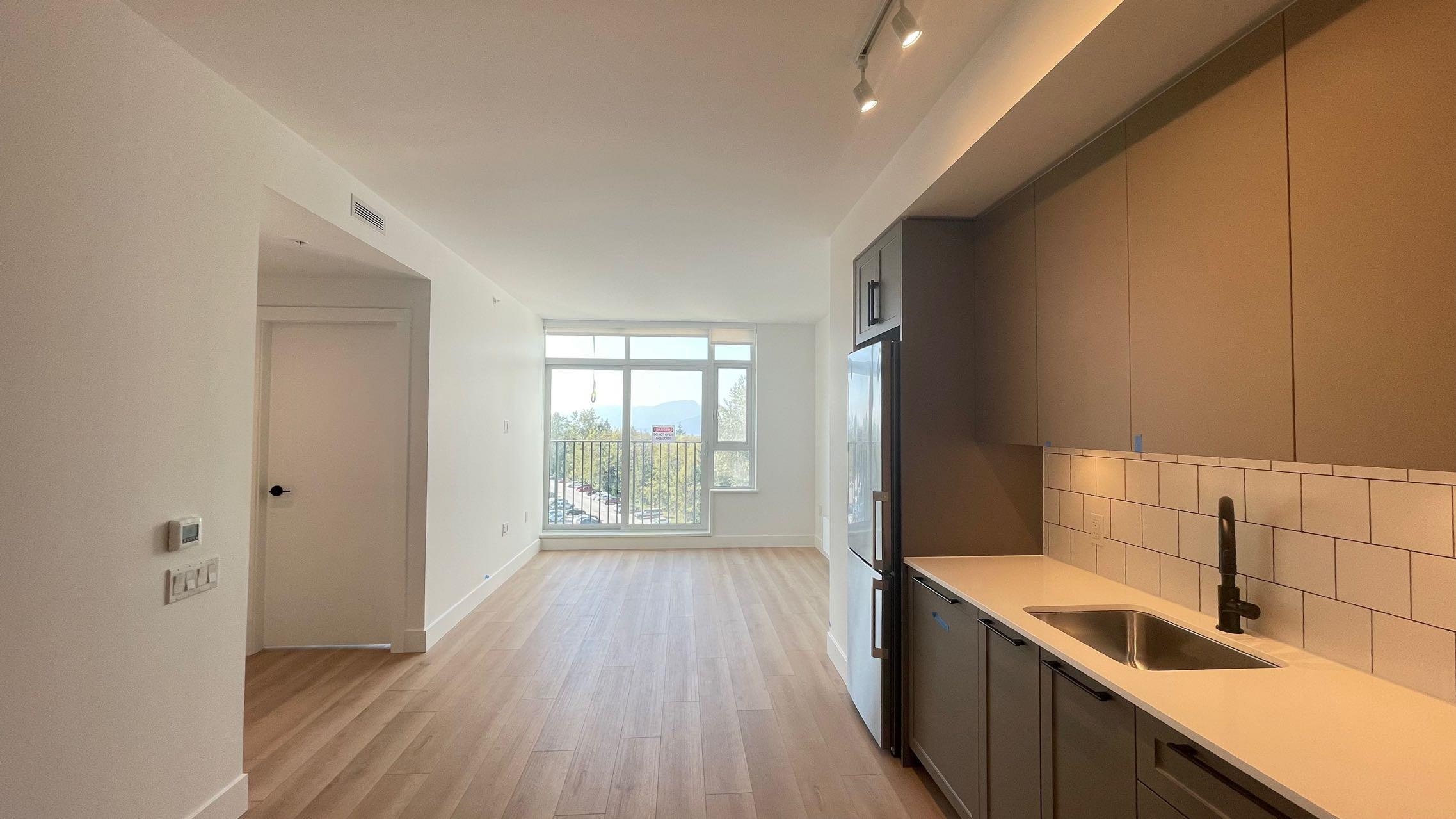 Unit 403 - 8750 University Crescent, Burnaby 4