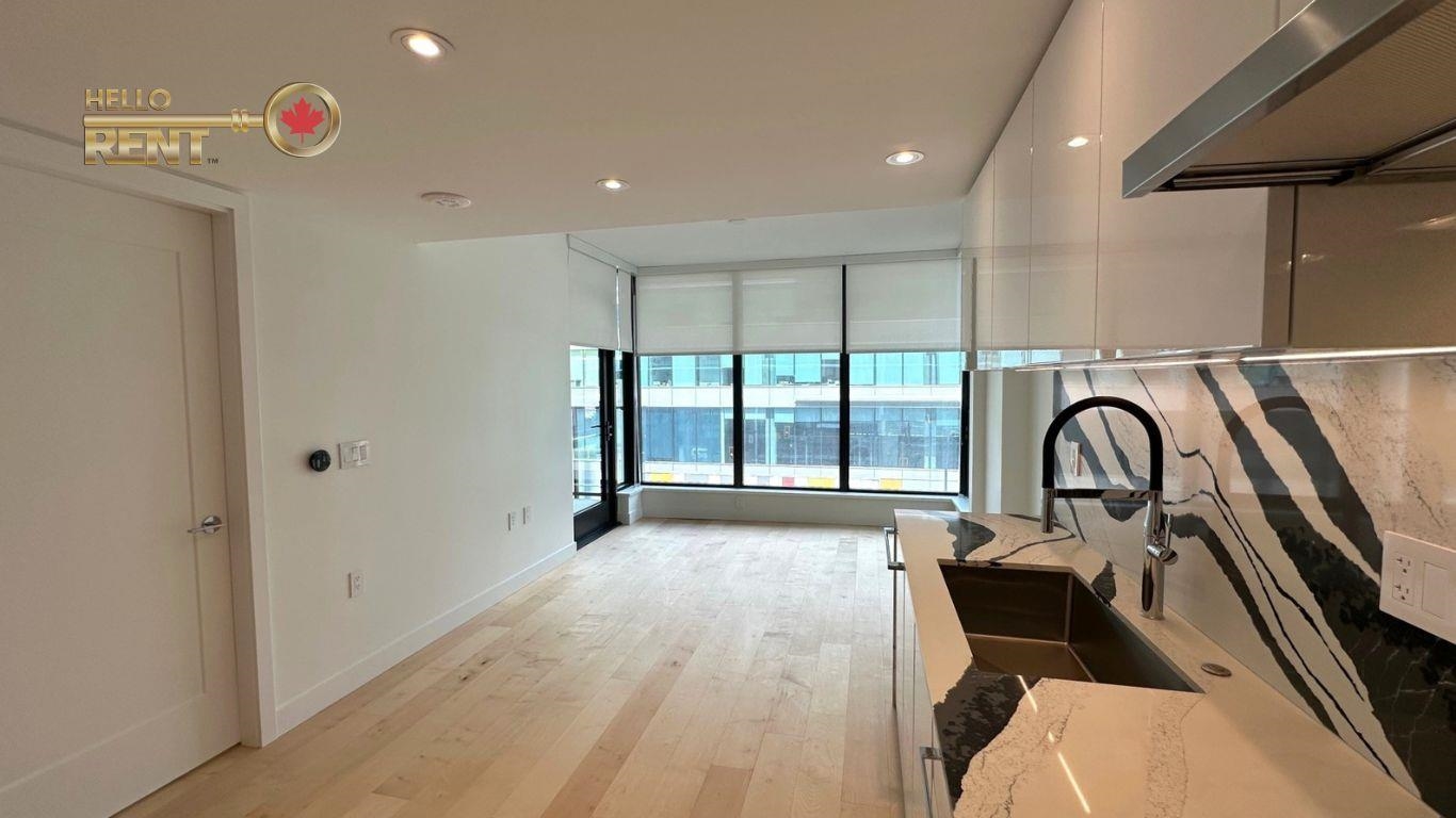 Unit 304 - 135 13th Street E, North Vancouver 4