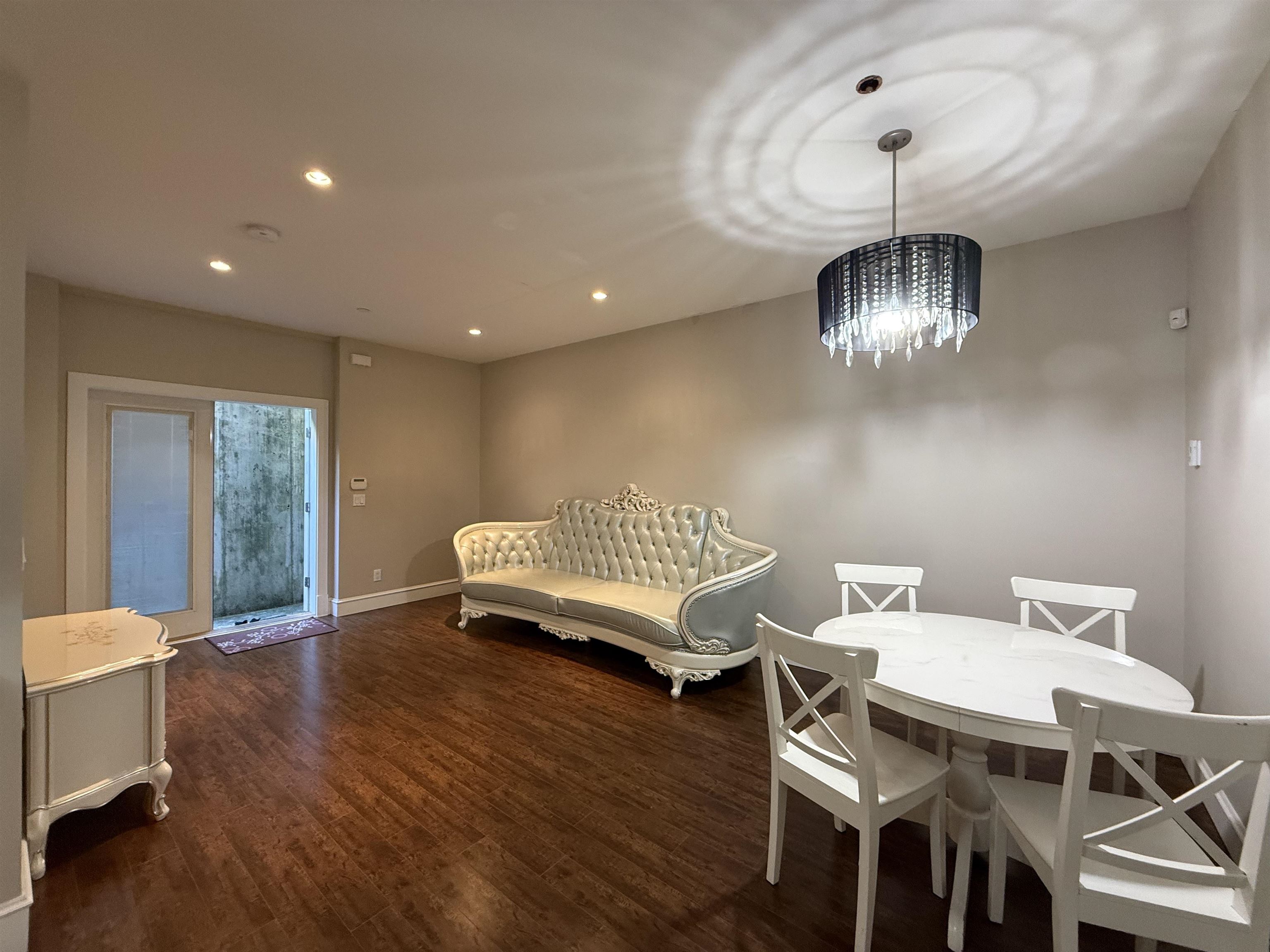 Unit Basement Suite - 1498 Palmerston Avenue, West Vancouver 3