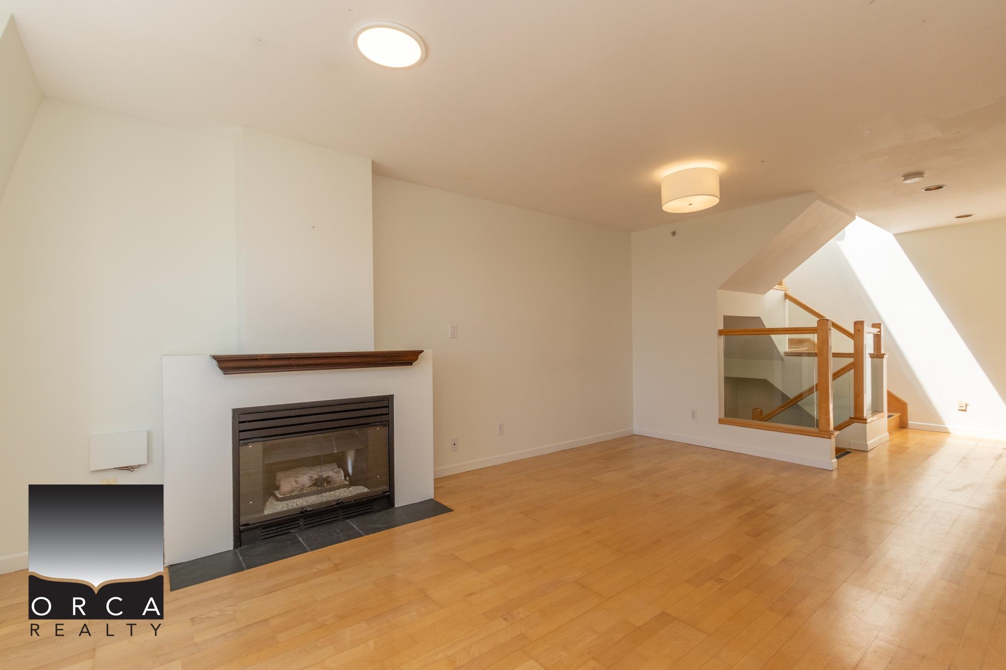 Unit 102 - 3349 Dunbar Street, Vancouver 3