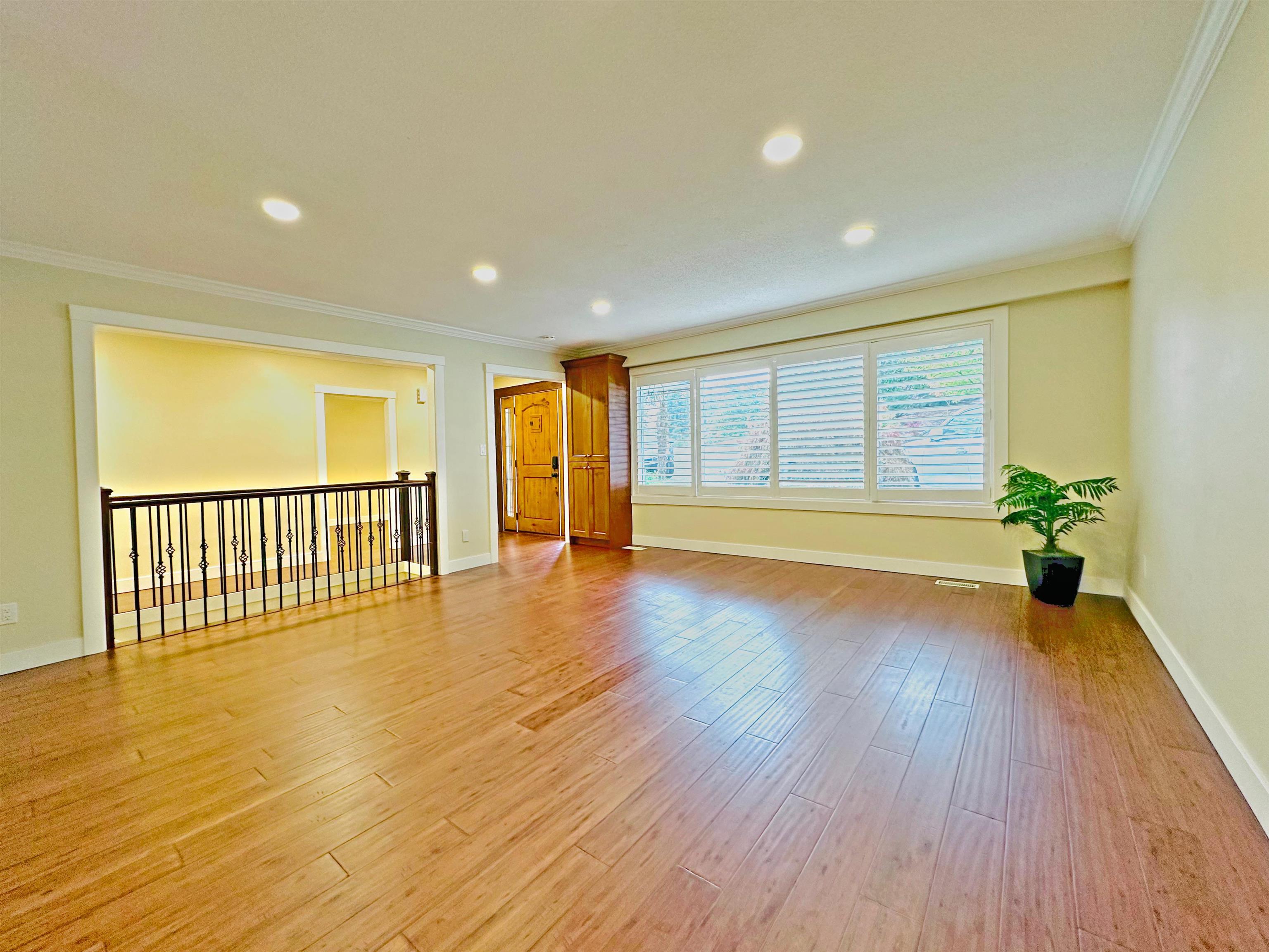 57 Glenmore Drive, West Vancouver 3