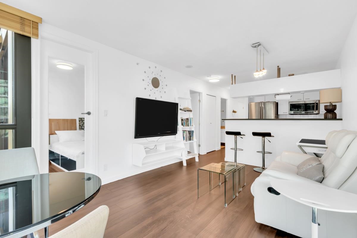 Unit 1601 - 1331 Alberni Street, Vancouver 5