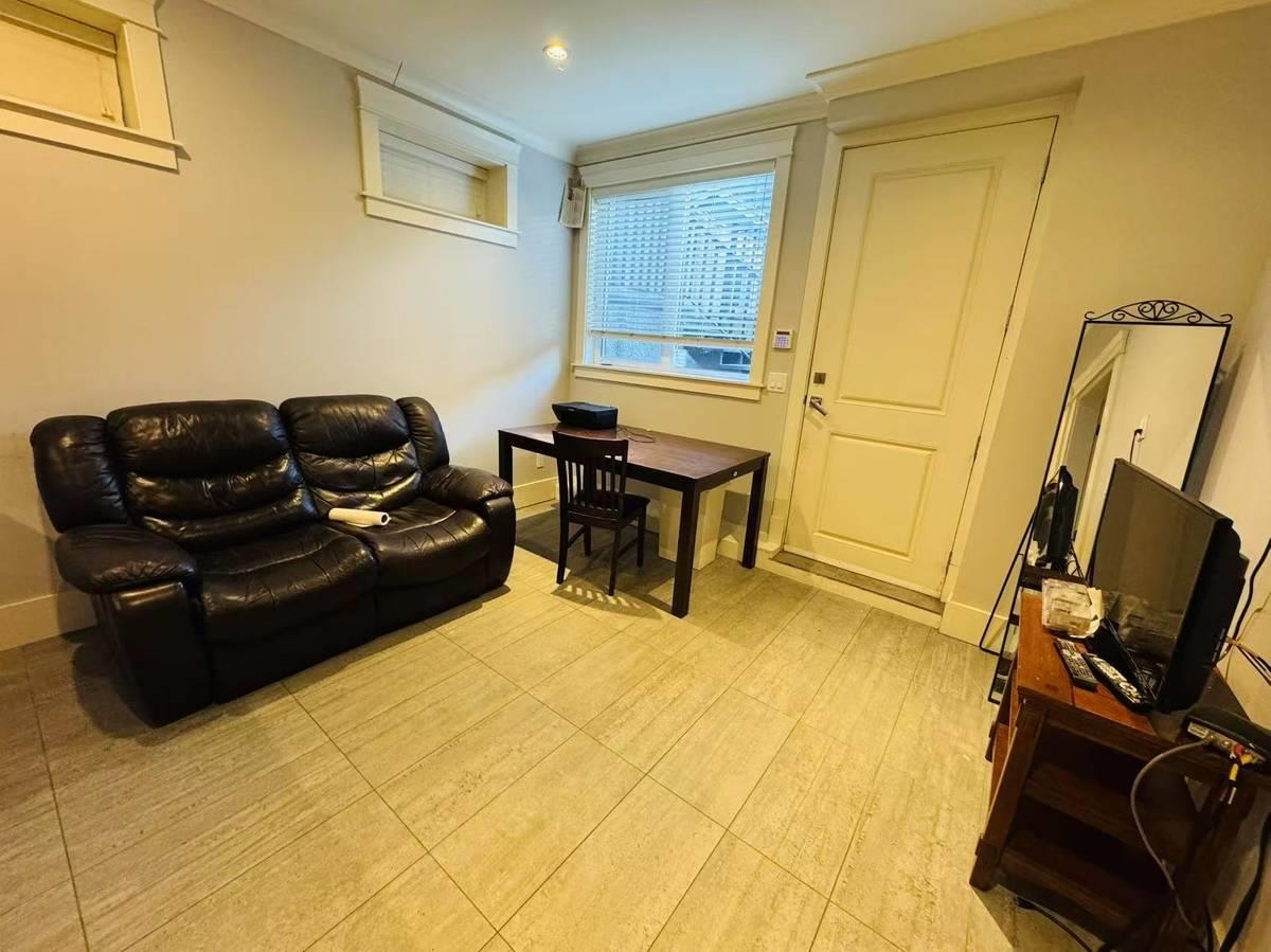 2900 W 41st Avenue, Vancouver 5