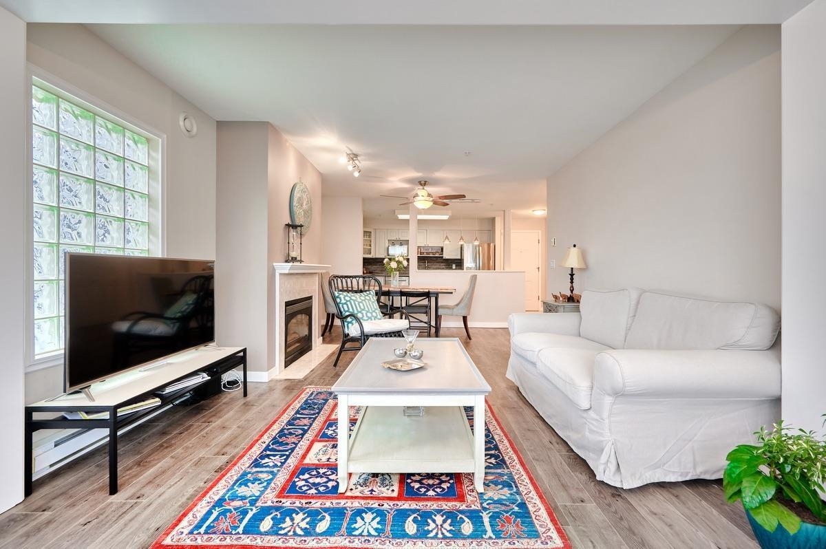 Unit 307 - 855 16th Street W, North Vancouver 3