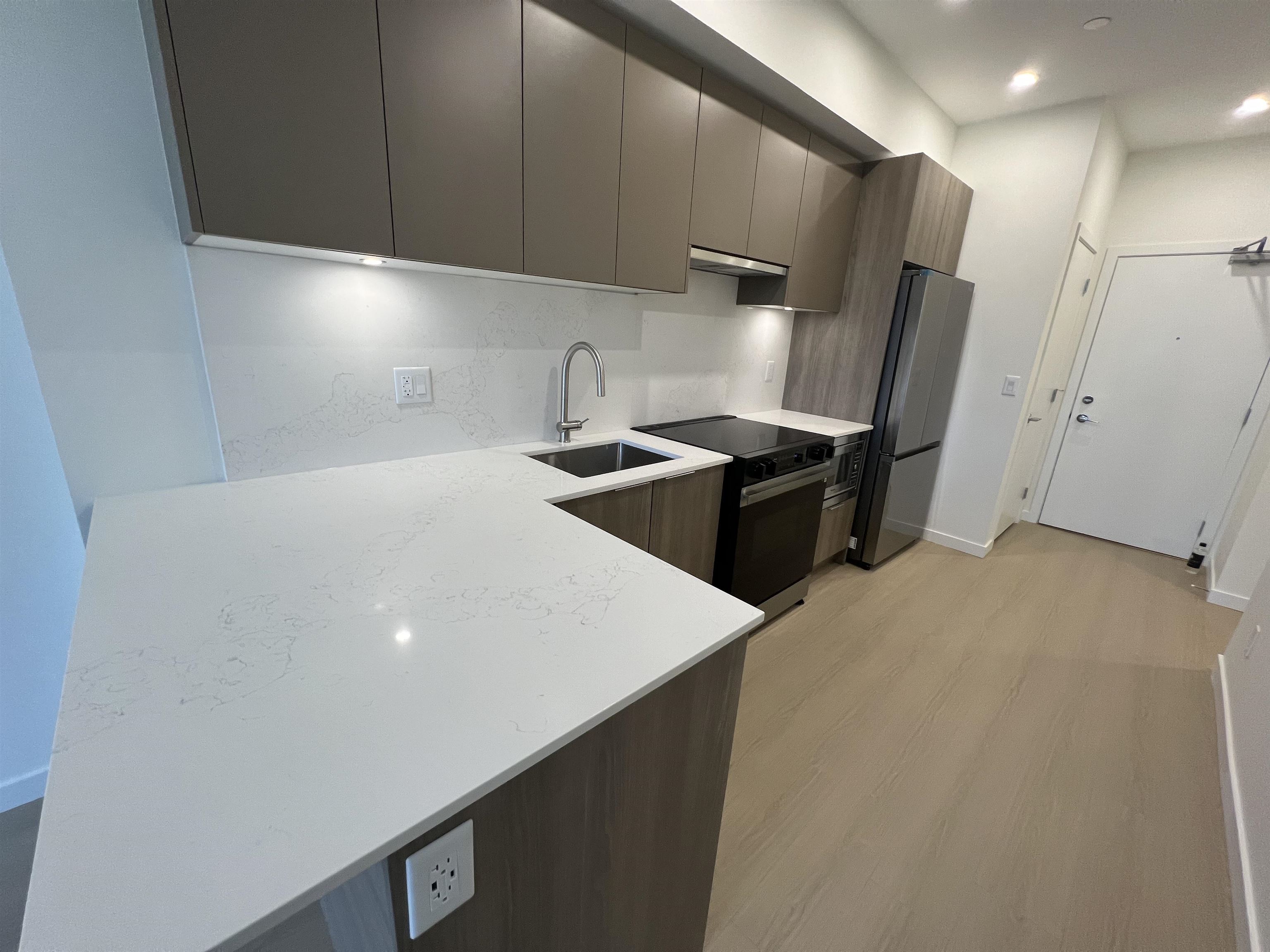 Unit E609 - 10828 139a Street, Surrey 2