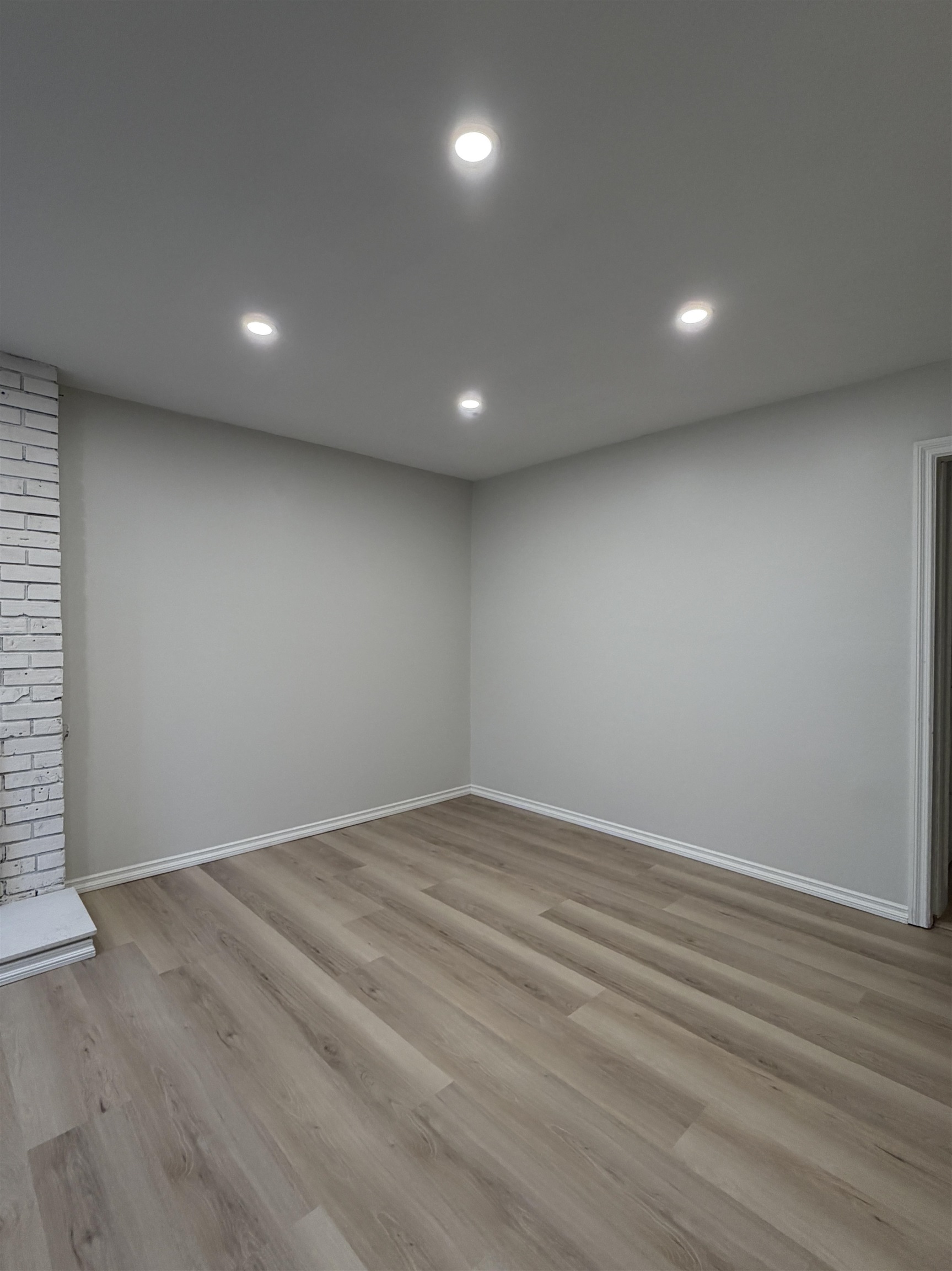6925 Aubrey, Burnaby 5