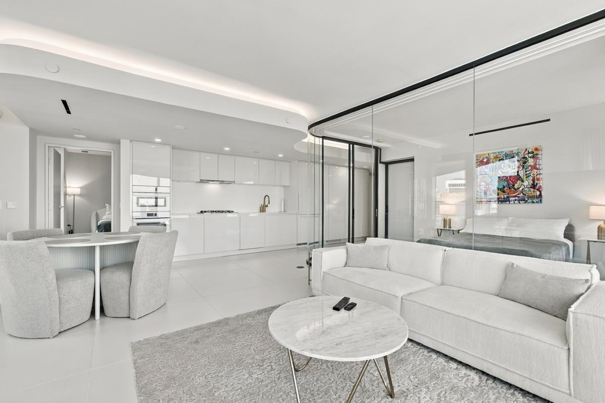 Unit 2406 - 1033 Nelson Street, Vancouver 4