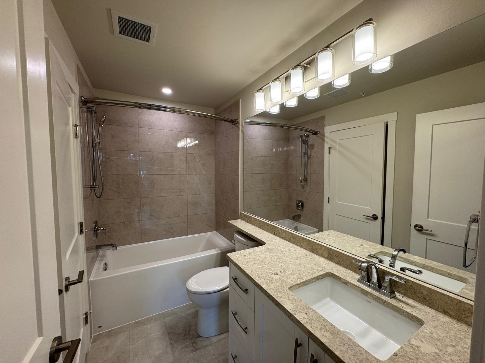 Unit A3xx - 8233 20b Street, Langley 3