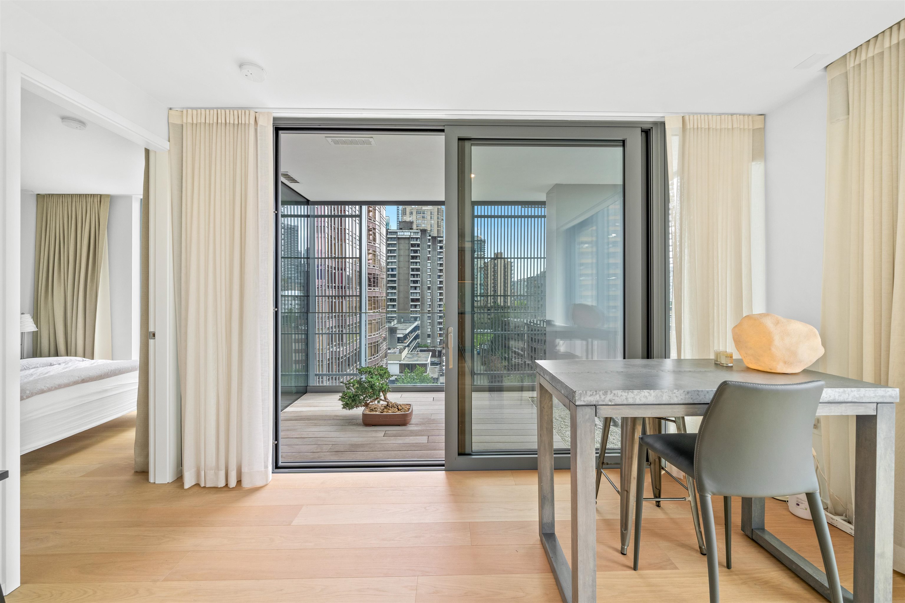 Unit 1204 - 1568 Alberni Street, Vancouver 5