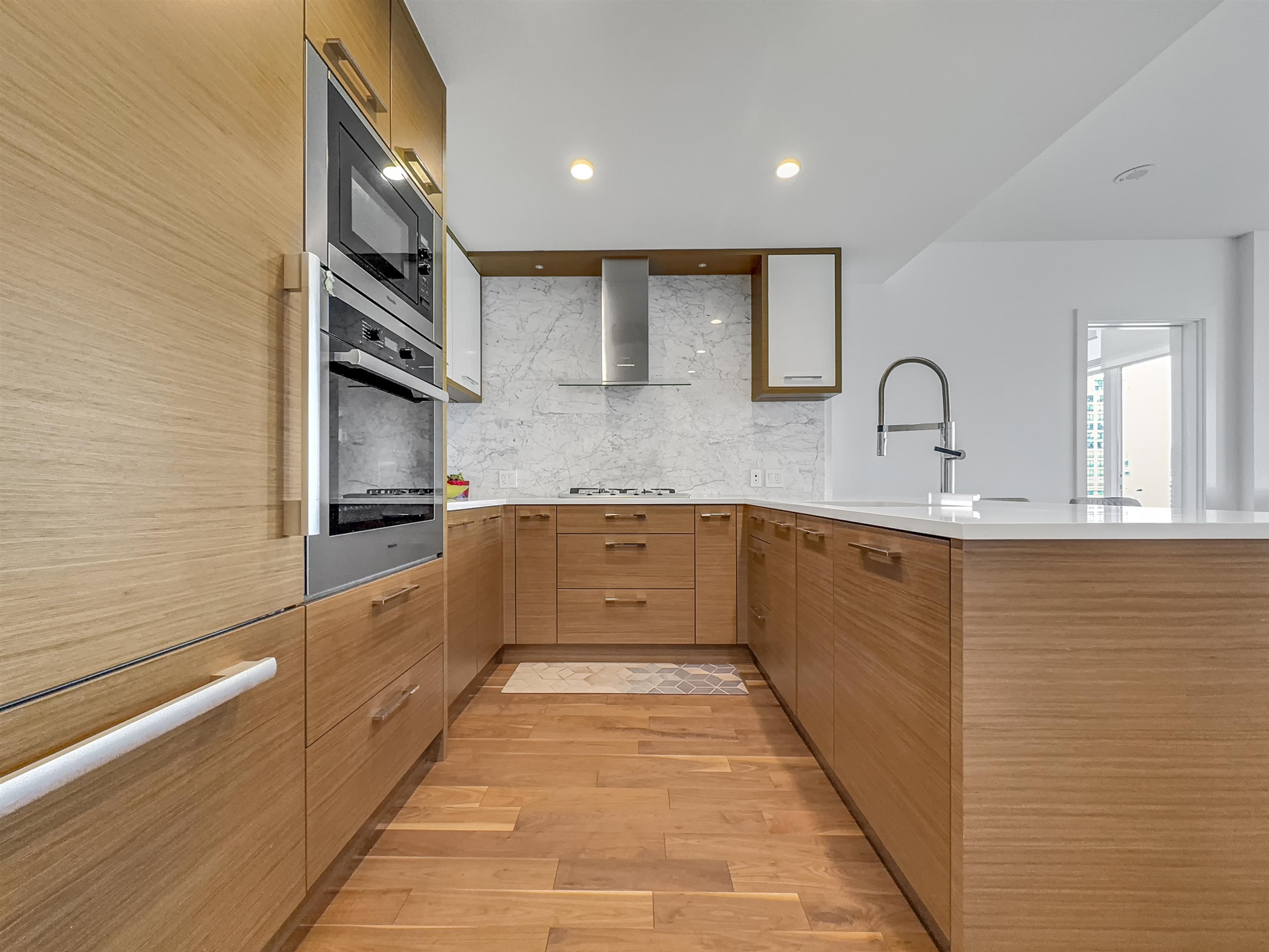 Unit 17xx - 4360 Beresford Street, Burnaby 3