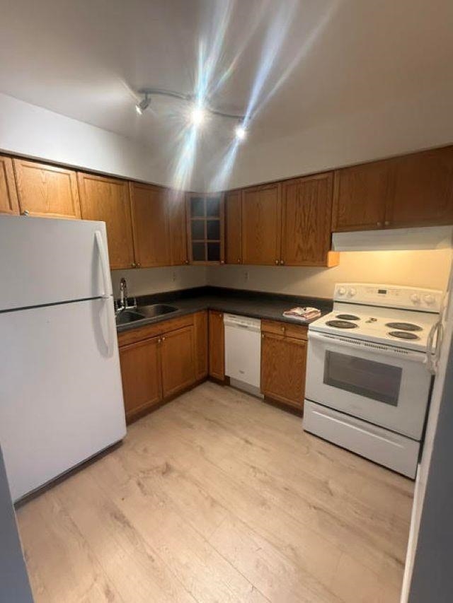 Unit 2 - 314 Highland Way, Port Moody 5