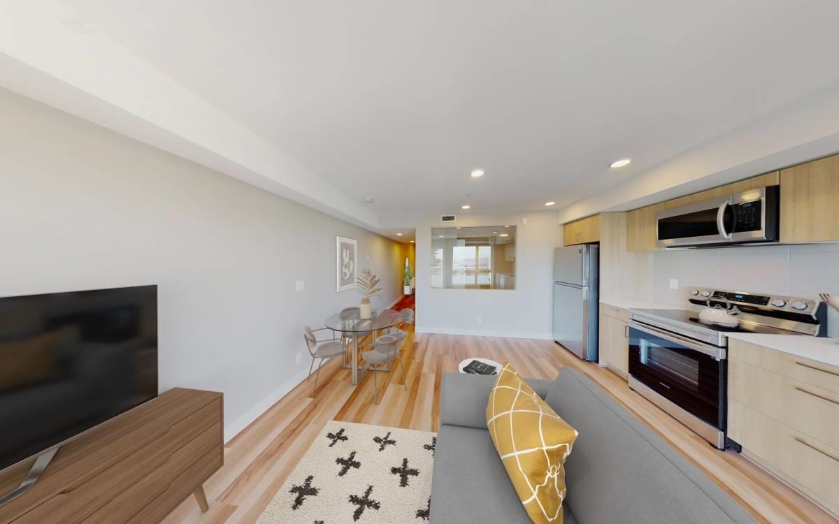 Unit 411 - 408 East Columbia, New Westminster 2