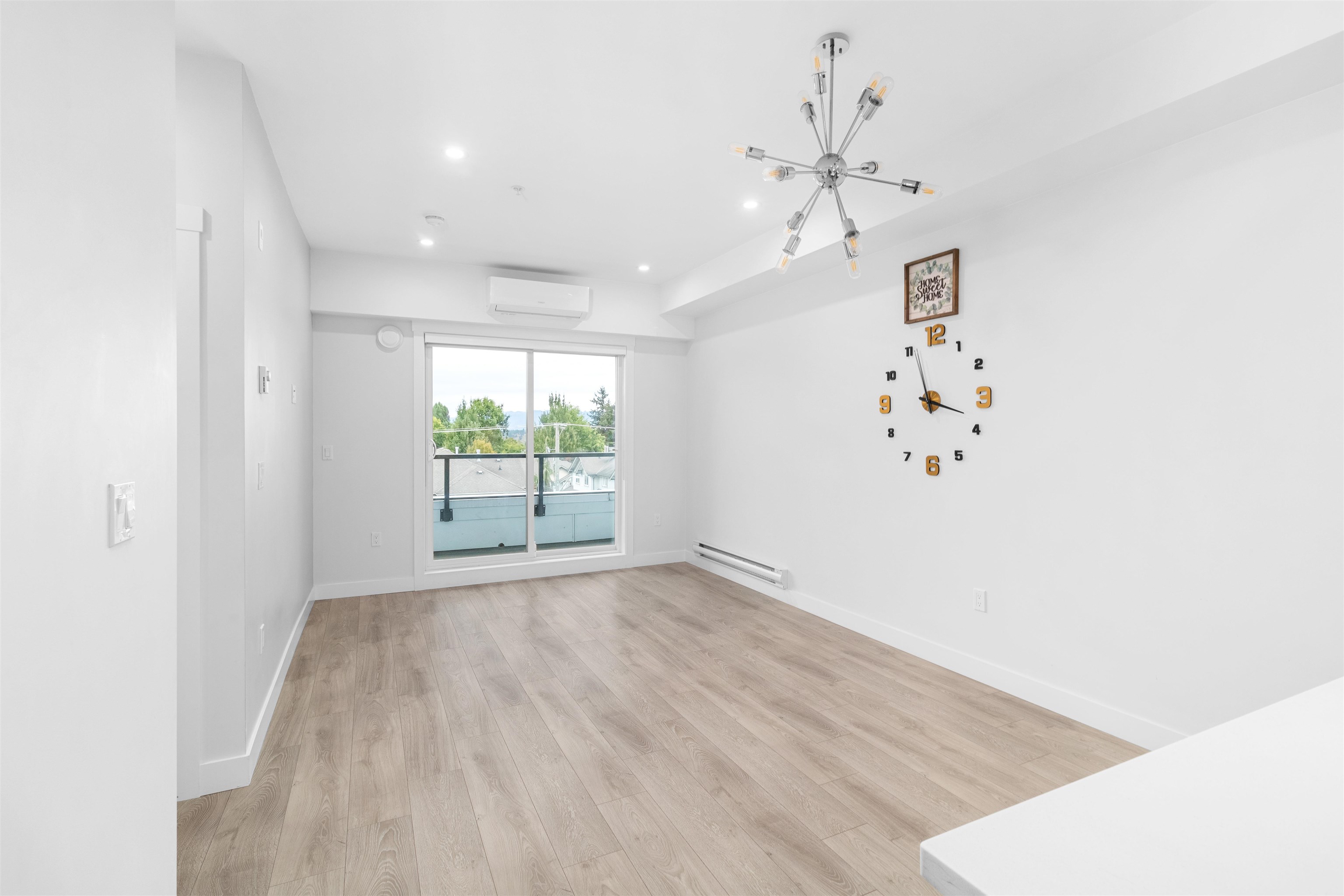 Unit 4xx - 14438 72 Avenue, Surrey 4