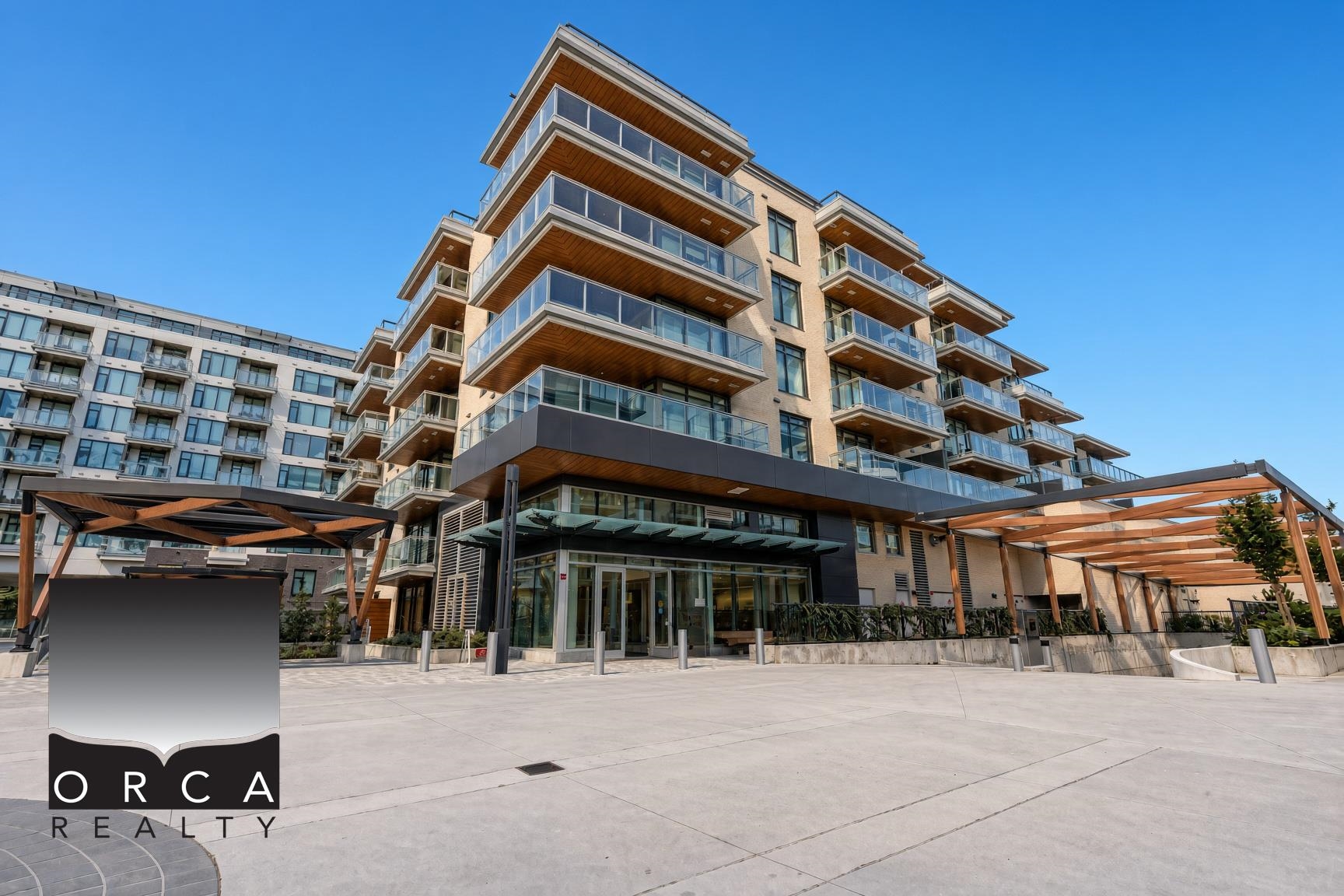 Unit 306 - 777 Harbour Way, North Vancouver 2
