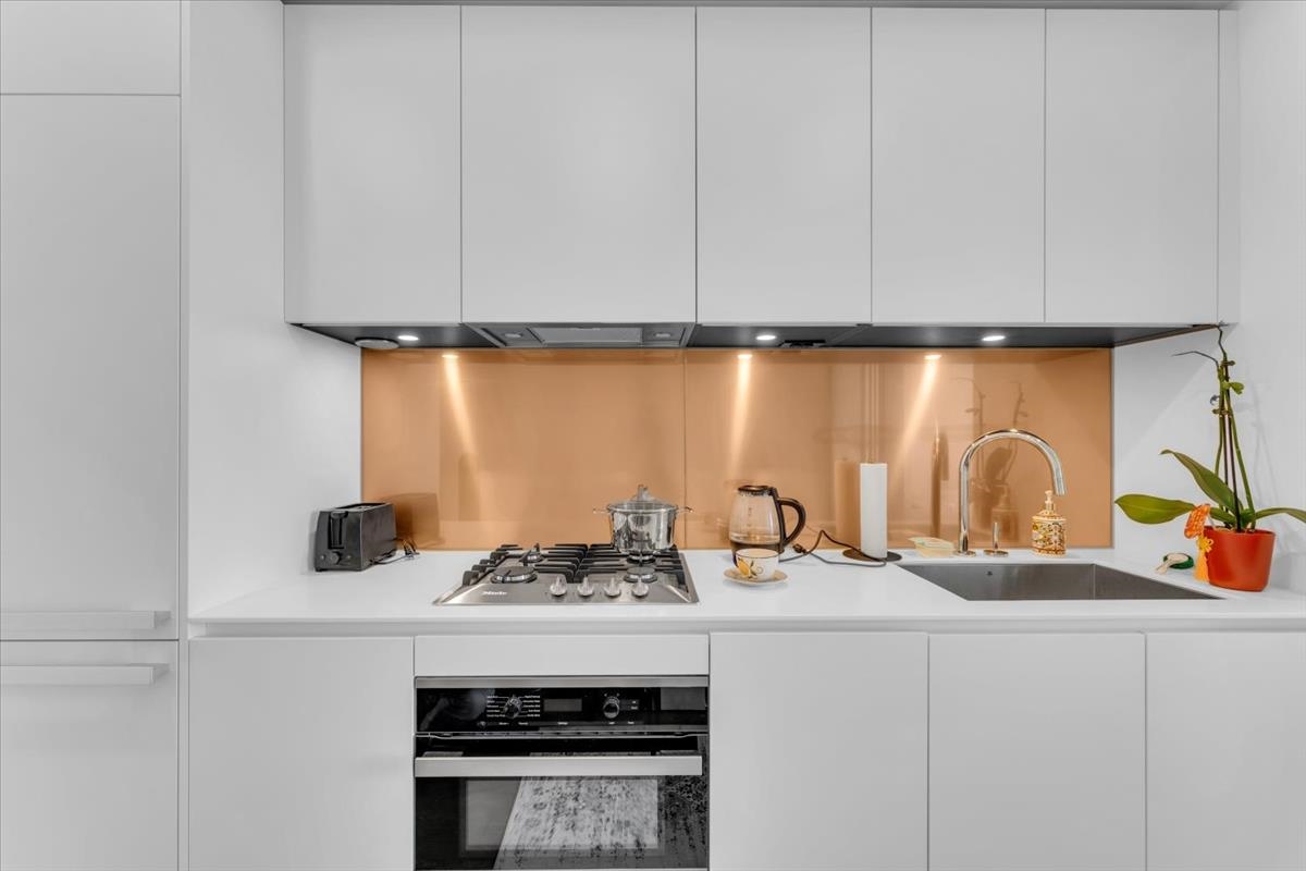 Unit 4510 - 1480 Howe Street, Vancouver 4