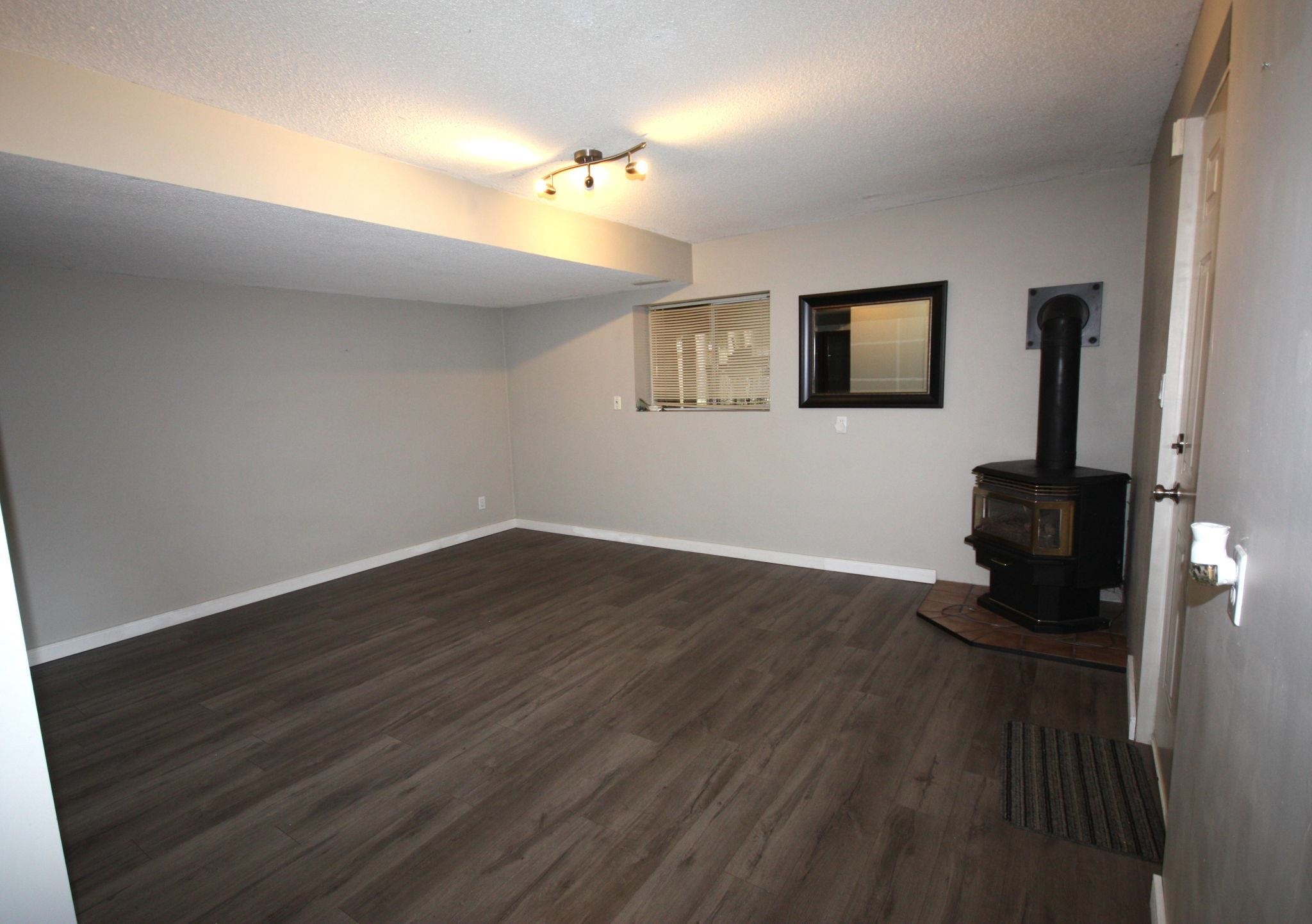 2973 Wembley Drive, North Vancouver 2