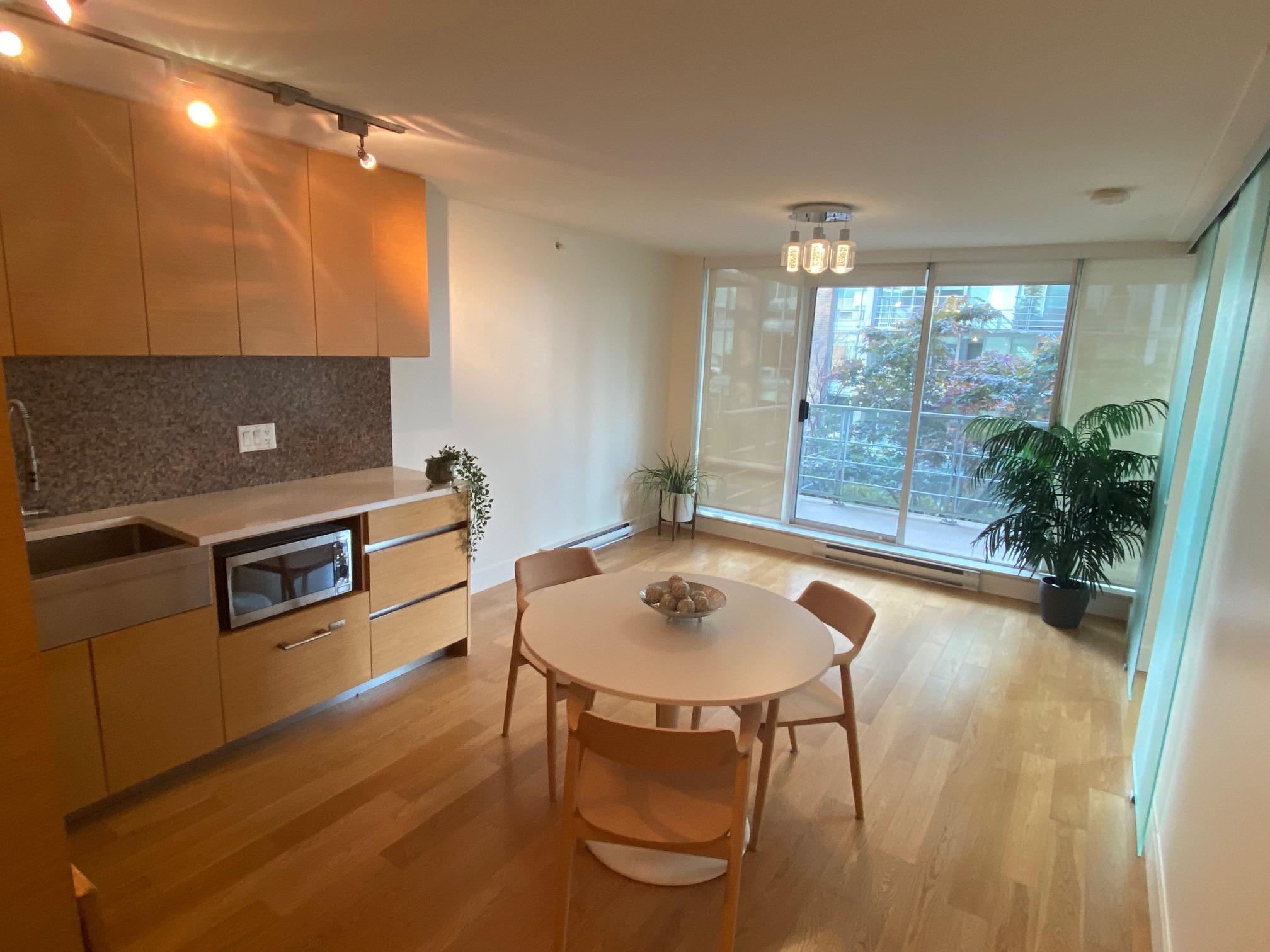 Unit 701 - 565 Smithe Street, Vancouver 4