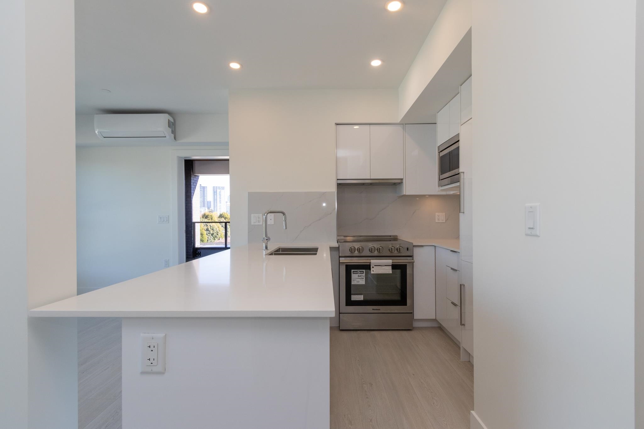 5399 Joyce, Vancouver 4