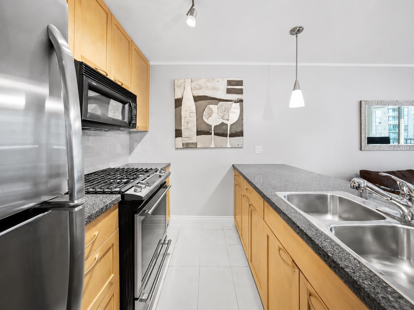 Unit 605 - 989 Richards Street, Vancouver 4