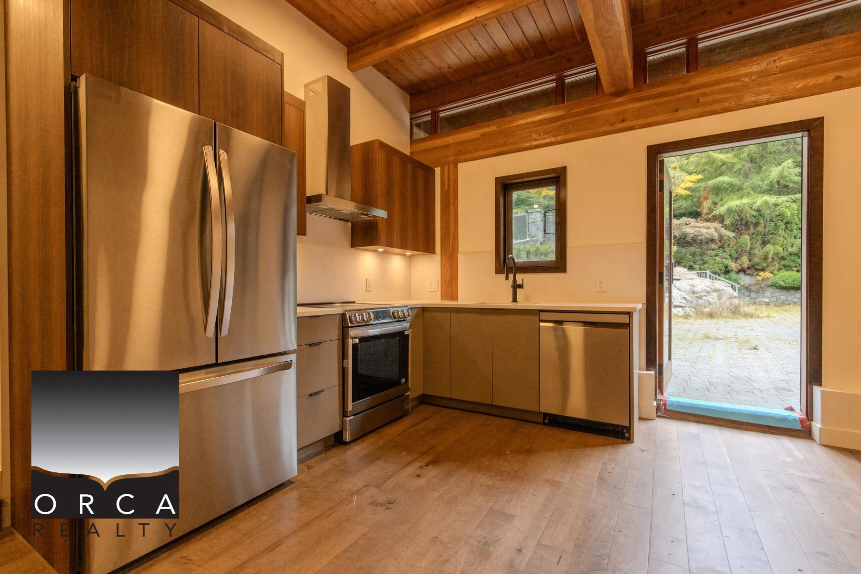 5363 Kew Cliff Road, West Vancouver 4