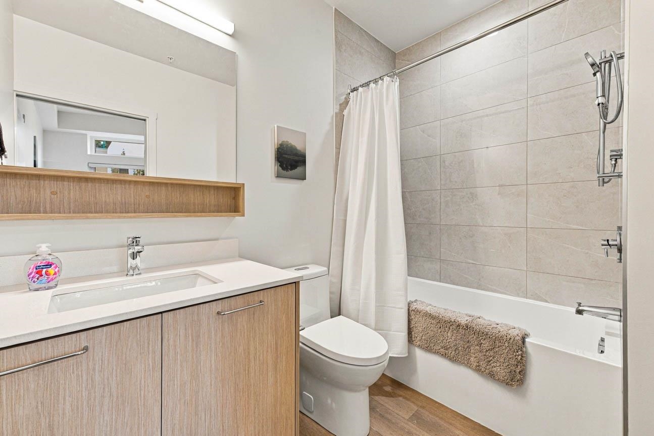 Unit 111 - 1529 Oxford Street, North Vancouver 4