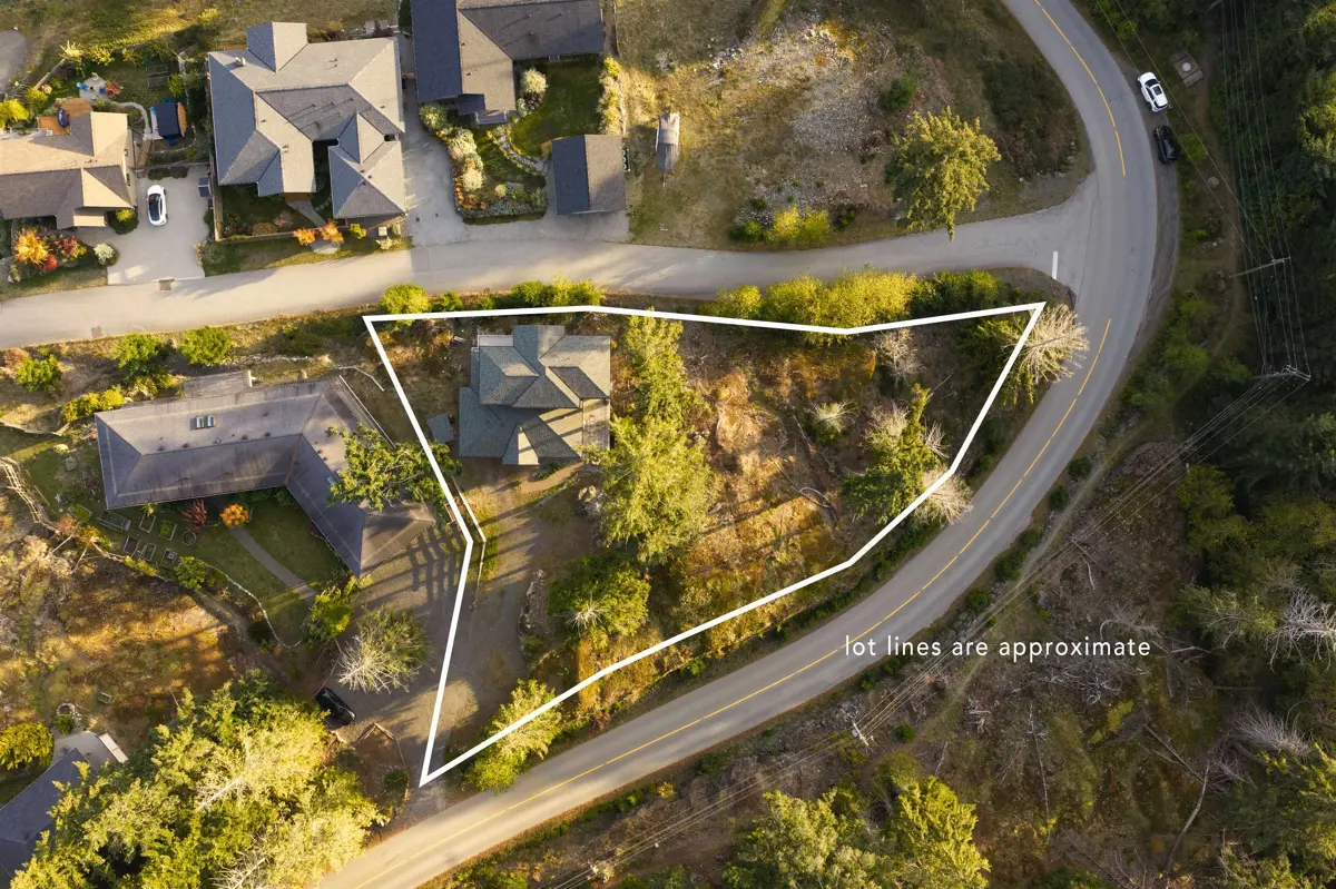 897 Cowan Point Drive, Bowen Island, British Columbia V0N1G2 For Sale ...